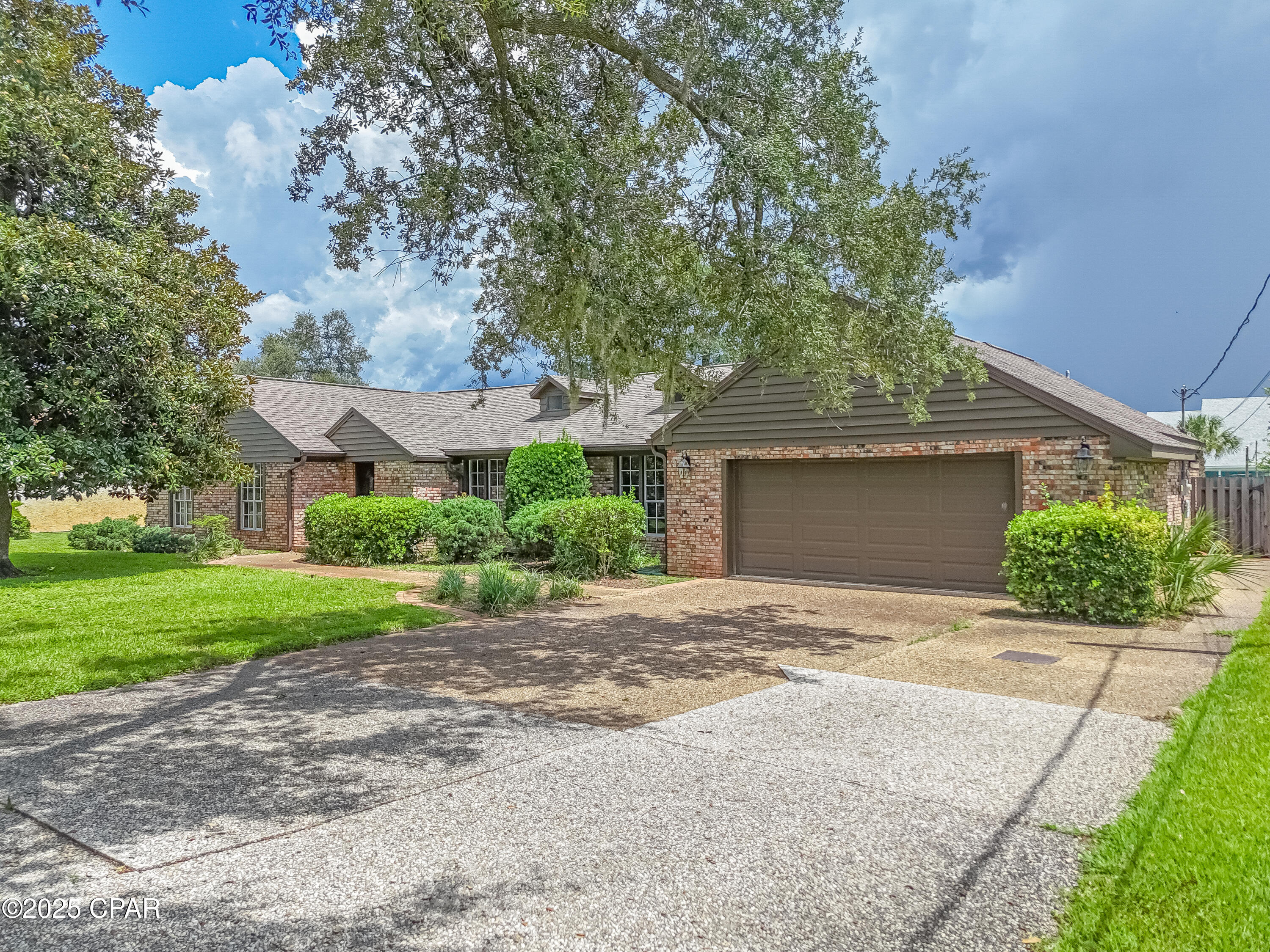 Image 40 For 811 Pierson Drive Drive