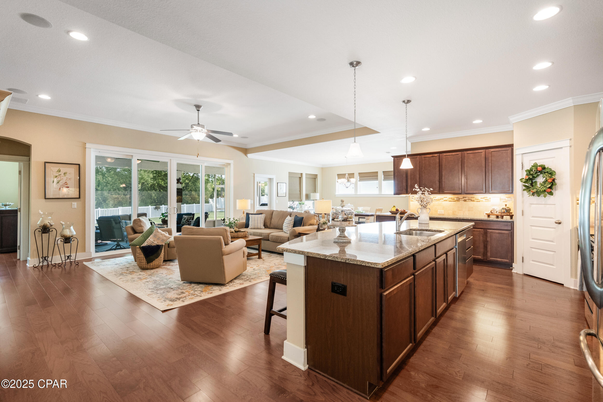 Image 6 For 336 Johnson Bayou Drive