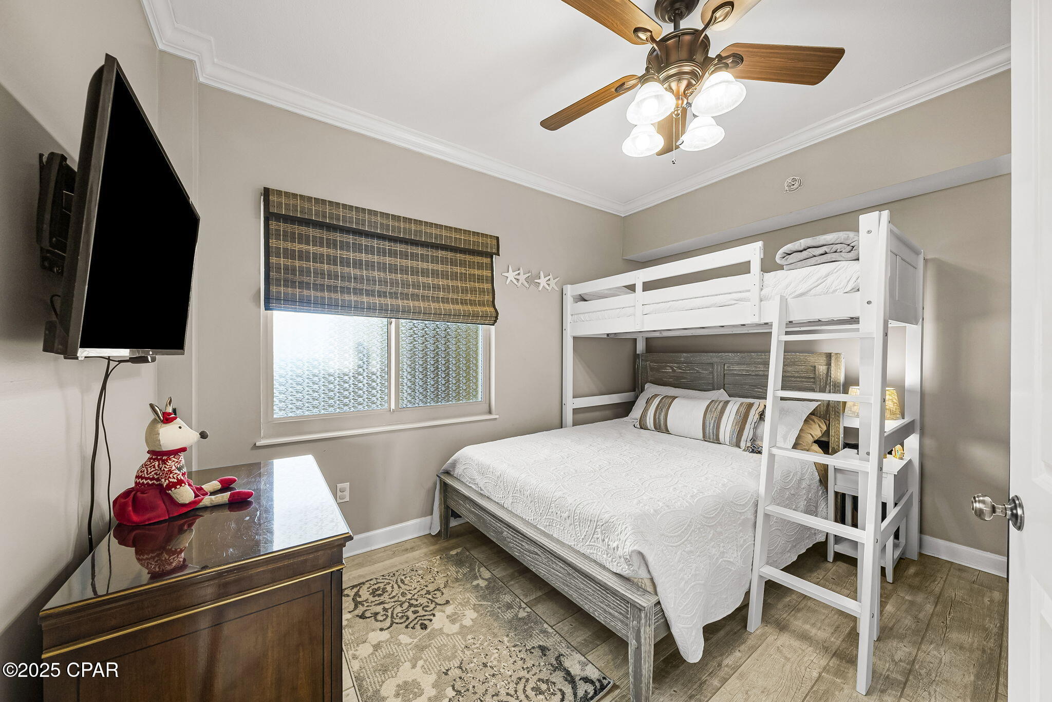 Image 26 For 8601 Surf Drive 14w