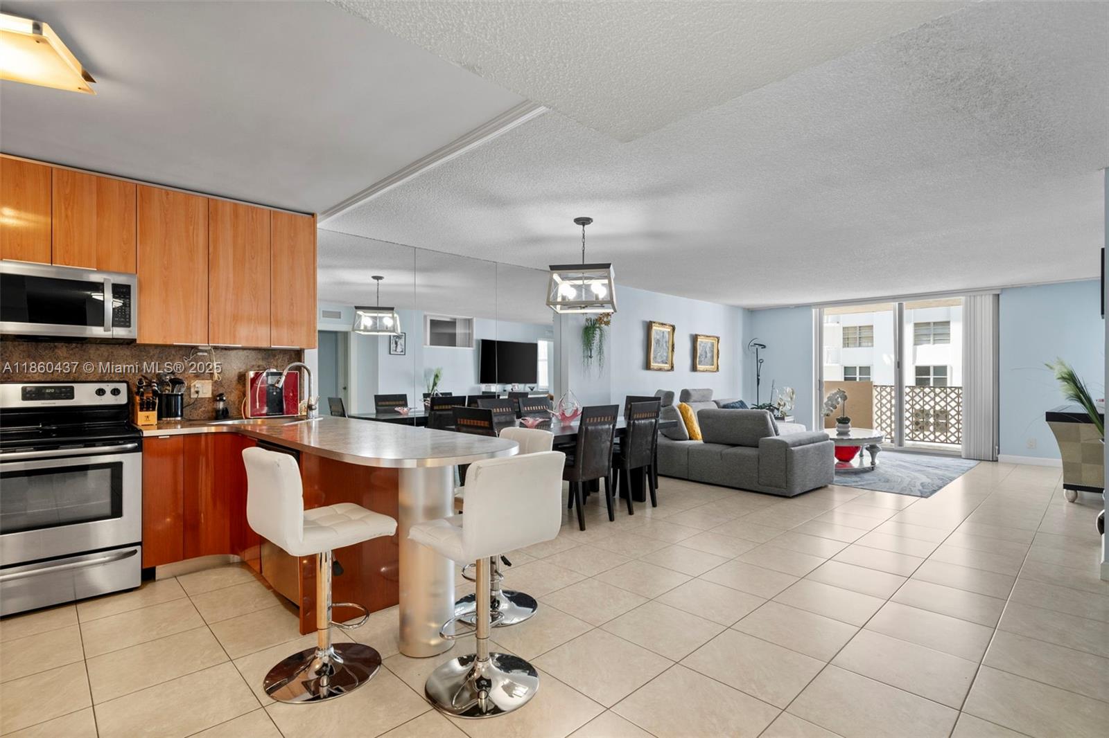 Property photo # 2