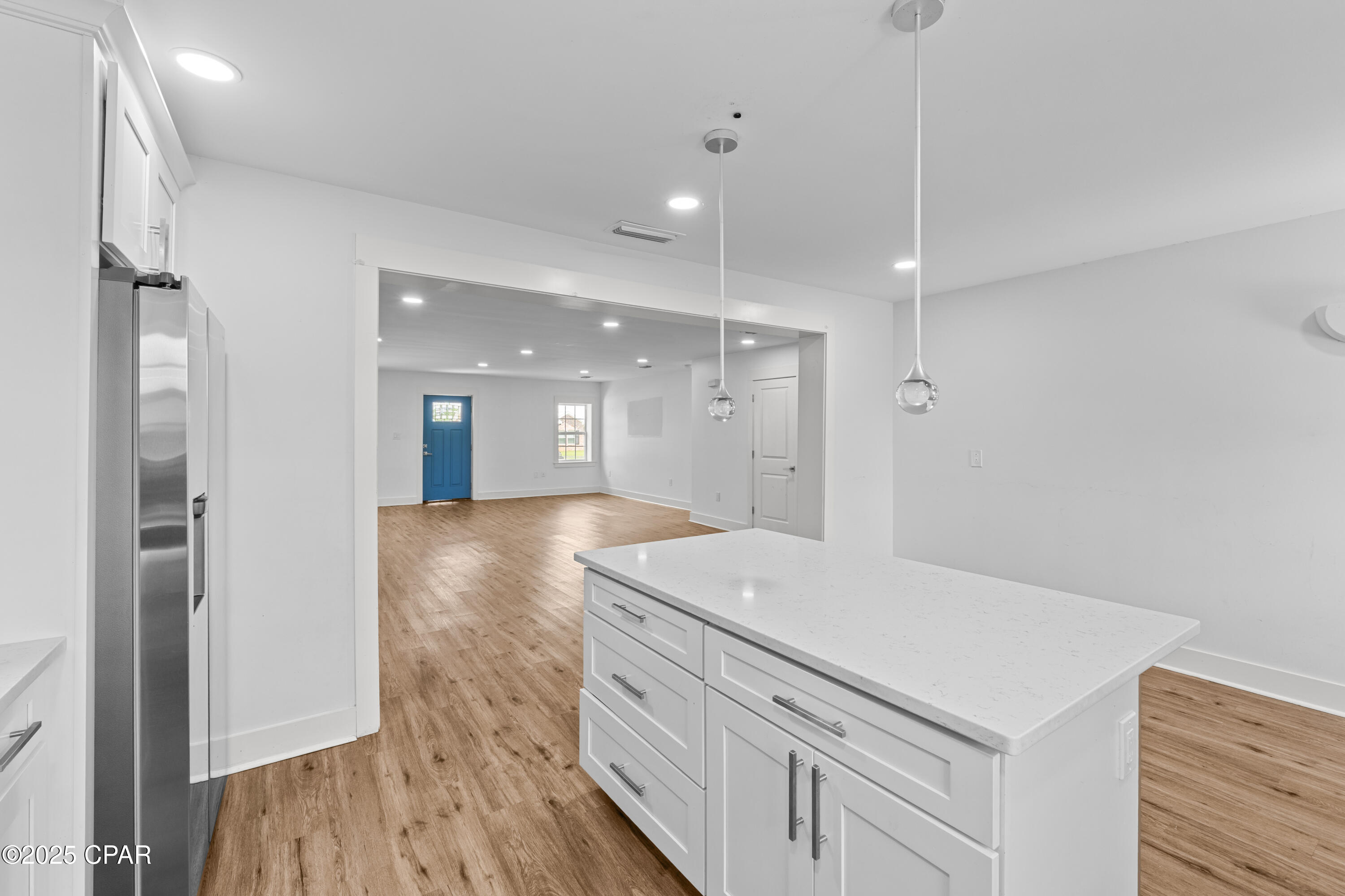 Image 11 For 339 Comet Avenue
