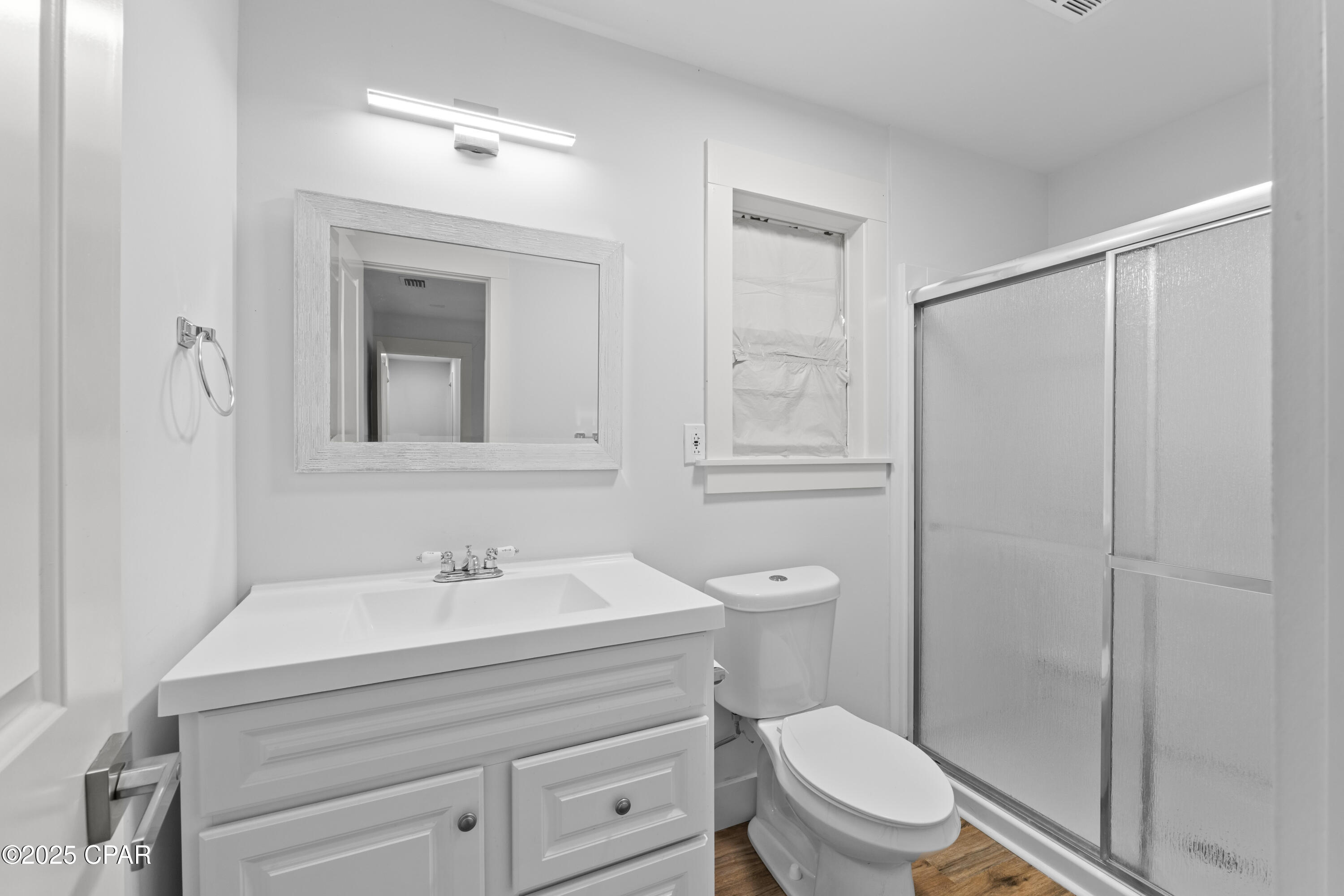 Image 14 For 339 Comet Avenue