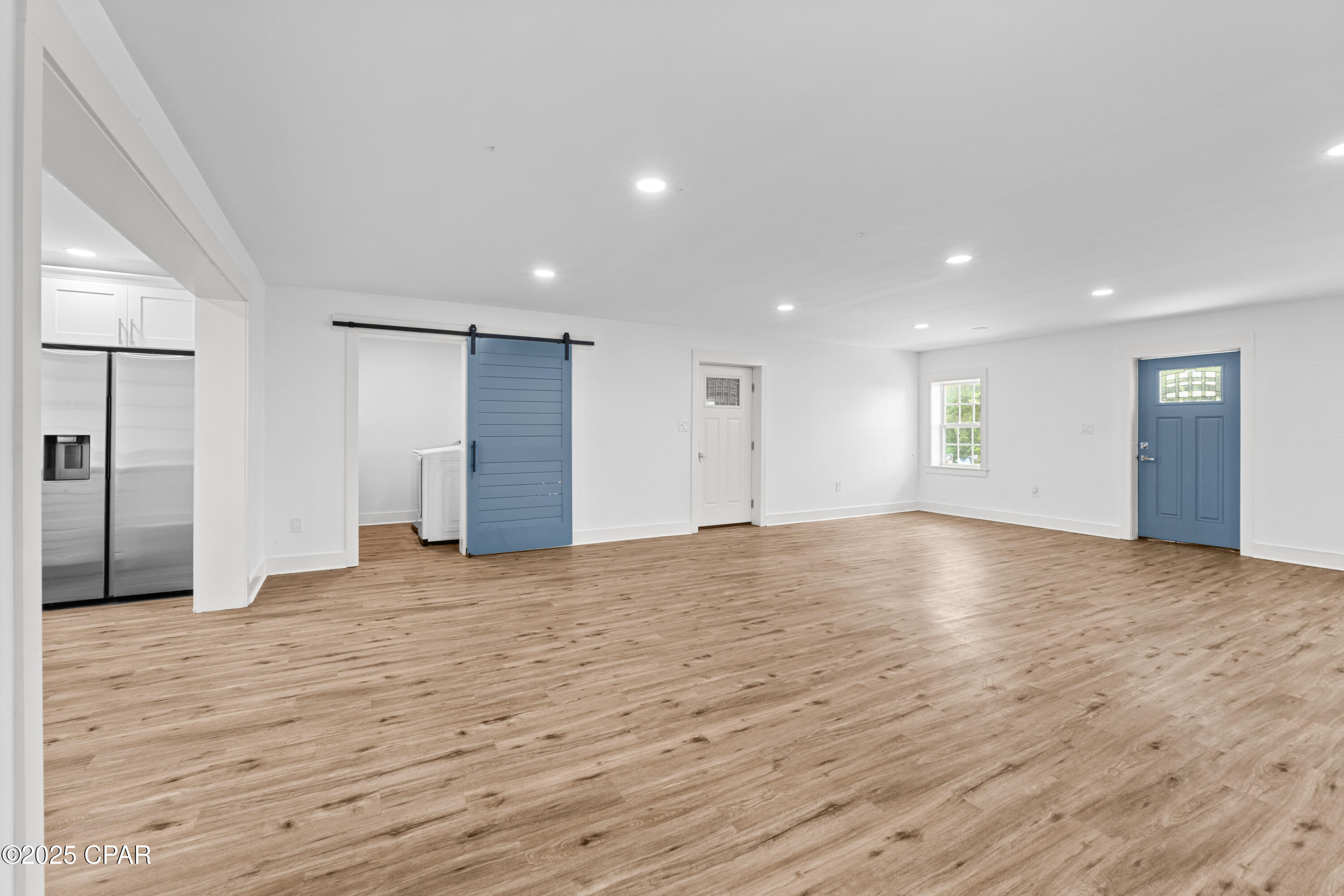 Image 6 For 339 Comet Avenue