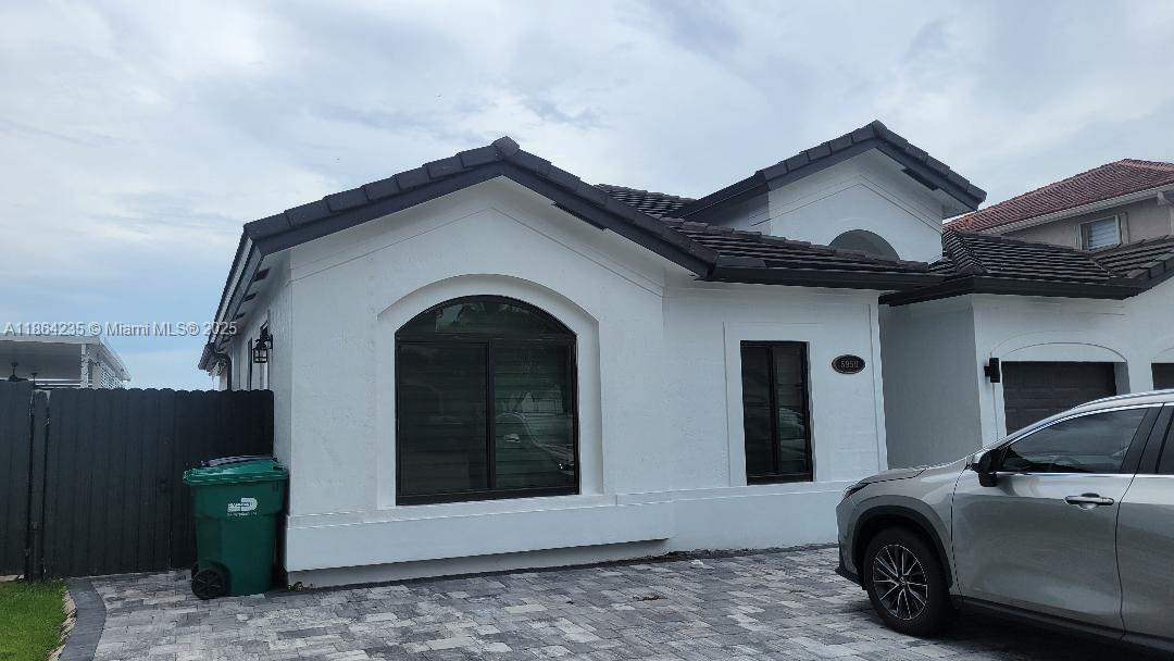 Property photo # 0