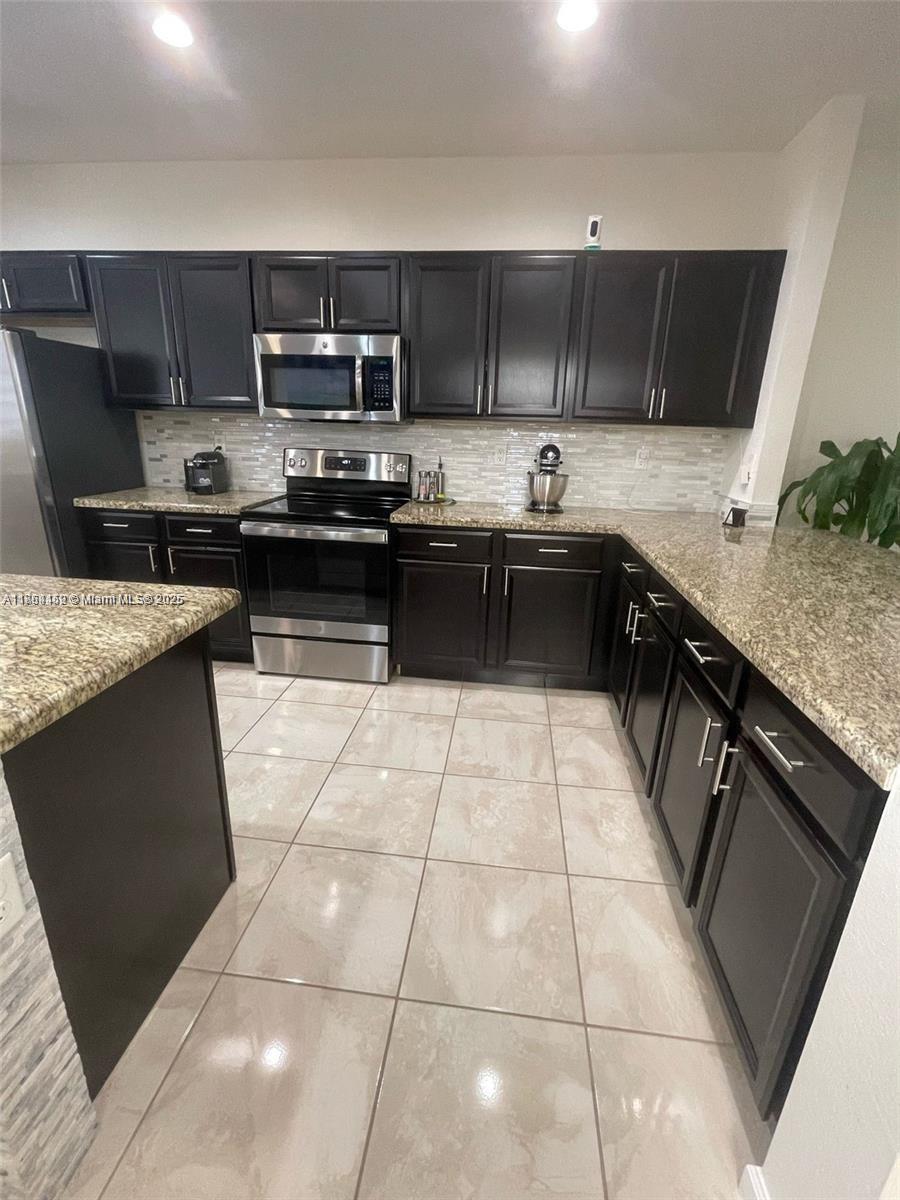 Property photo # 8