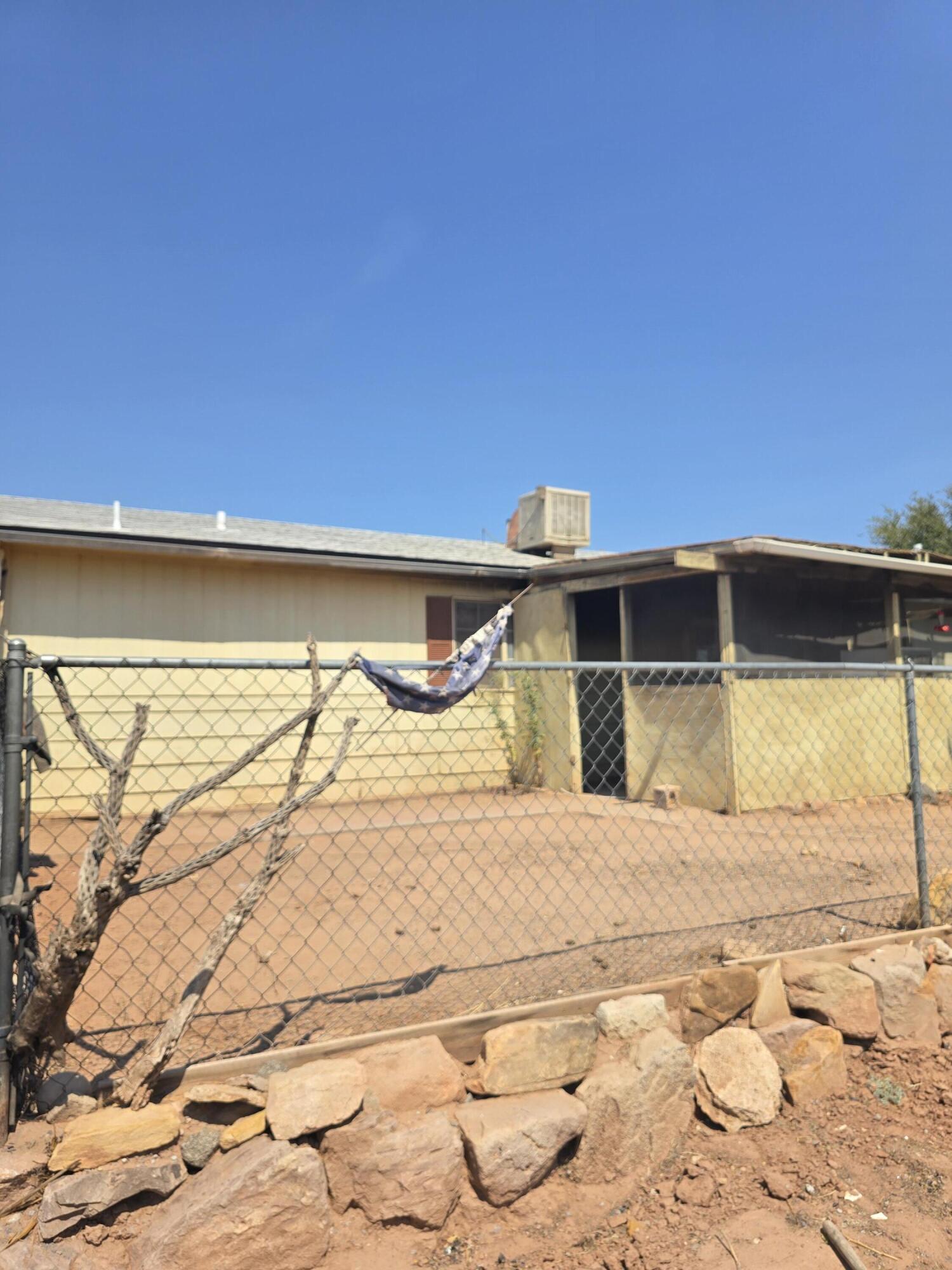 Attention investors, visionaries, DIY'ers, and contractors! This 0.78 of an acre parcel includes a 1500 sf home, workshop and another structure that was another home many years ago used for storage now. 590 also for sale, purchase both and make a great investment in your future! Minutes away from beautiful Jemez Springs. Within an hour drive to Albuquerque and Santa Fe. Travel to Bernalillo and Rio Rancho in 30 minutes.