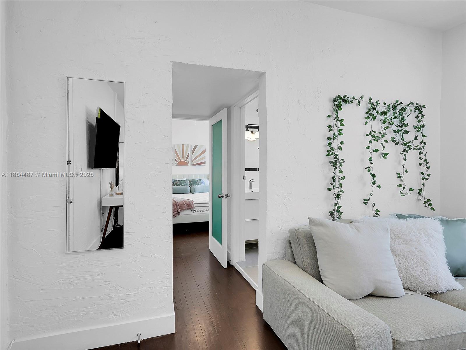 Property photo # 9
