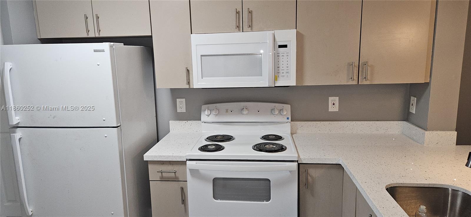 Property photo # 6