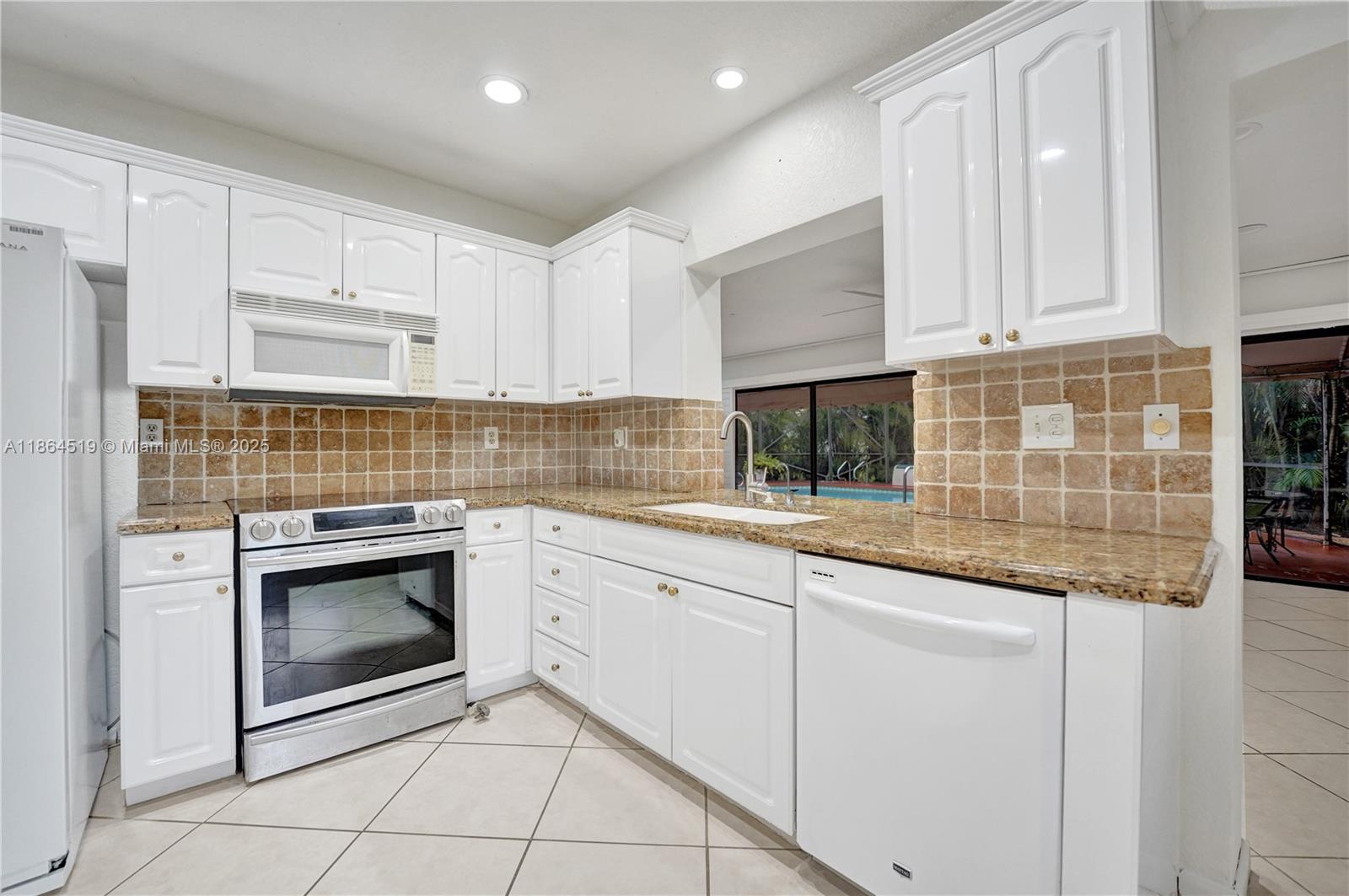 Property photo # 6