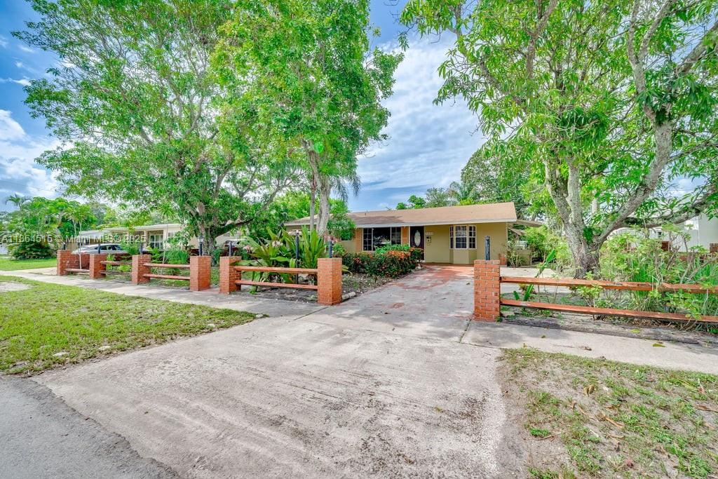 Property photo # 0