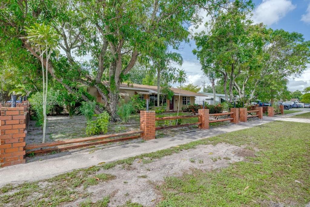 Property photo # 6