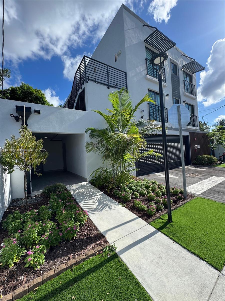 Property photo # 8