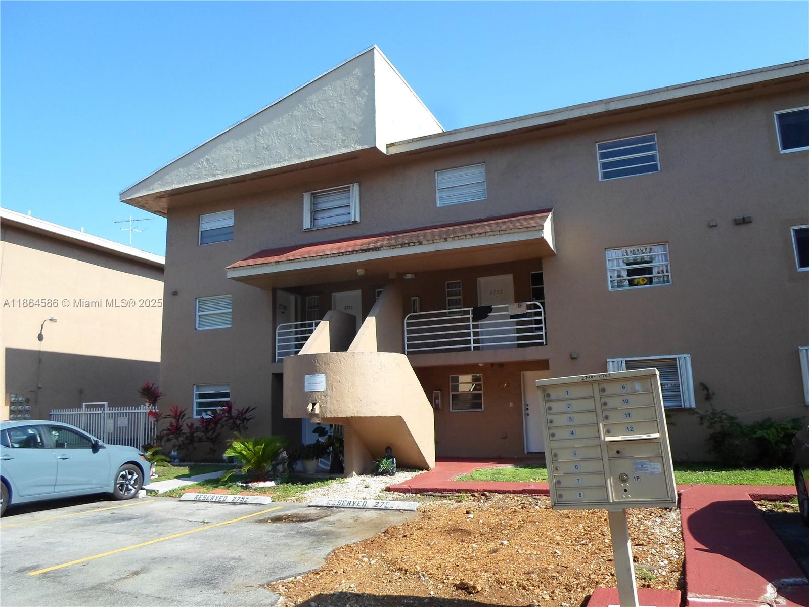 Property photo # 0