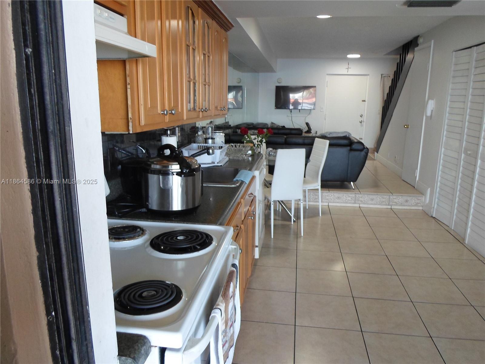 Property photo # 3