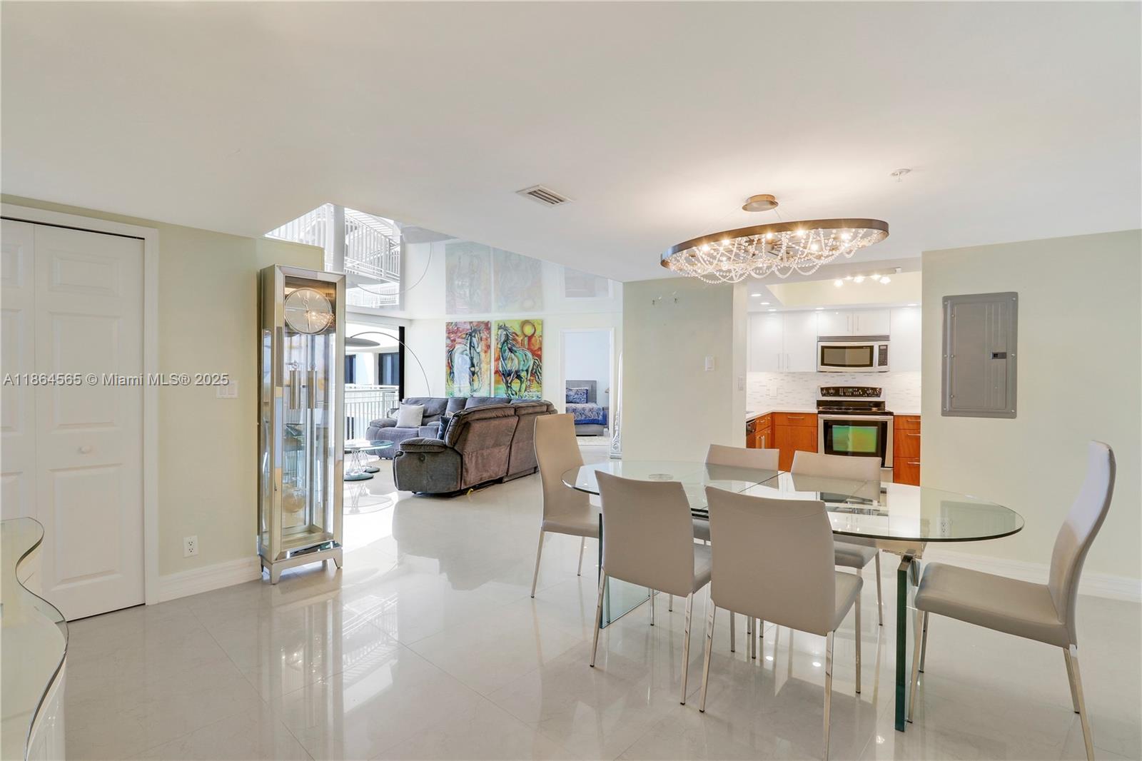 Property photo # 8