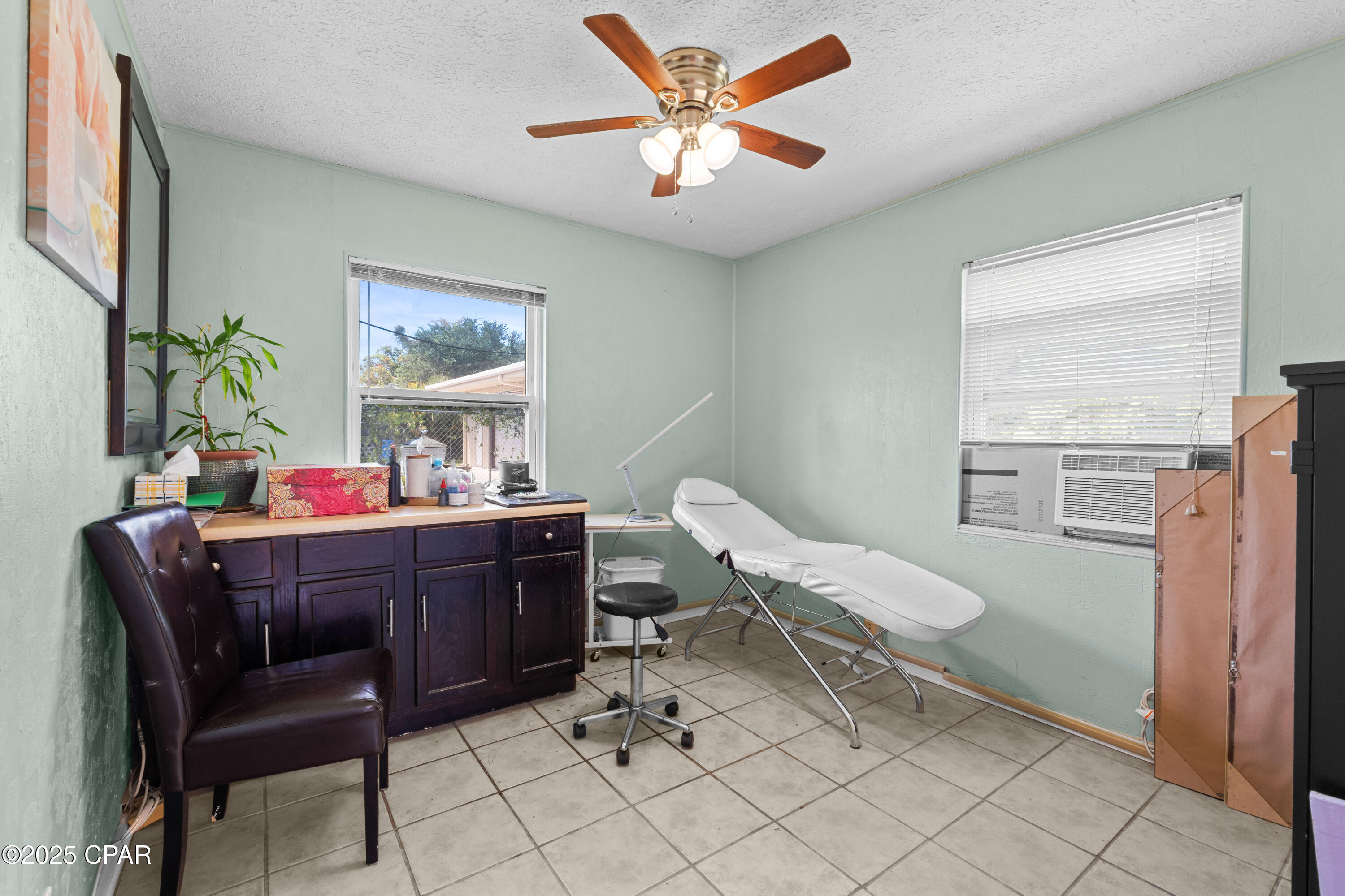 Ciqy2eybxsxoiiabcq 6q8ypdllvummuae_vrtj6bko