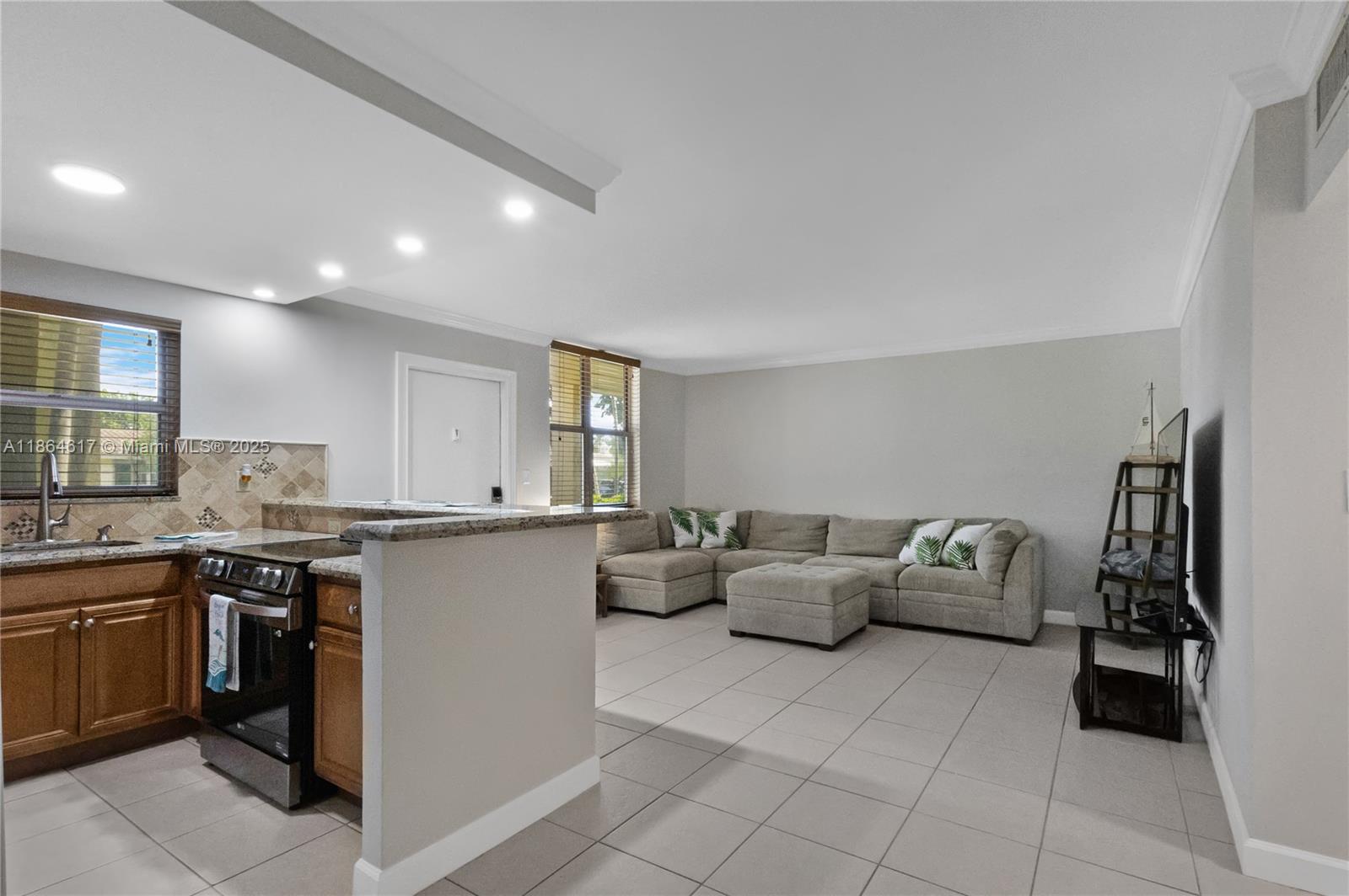 Property photo # 7