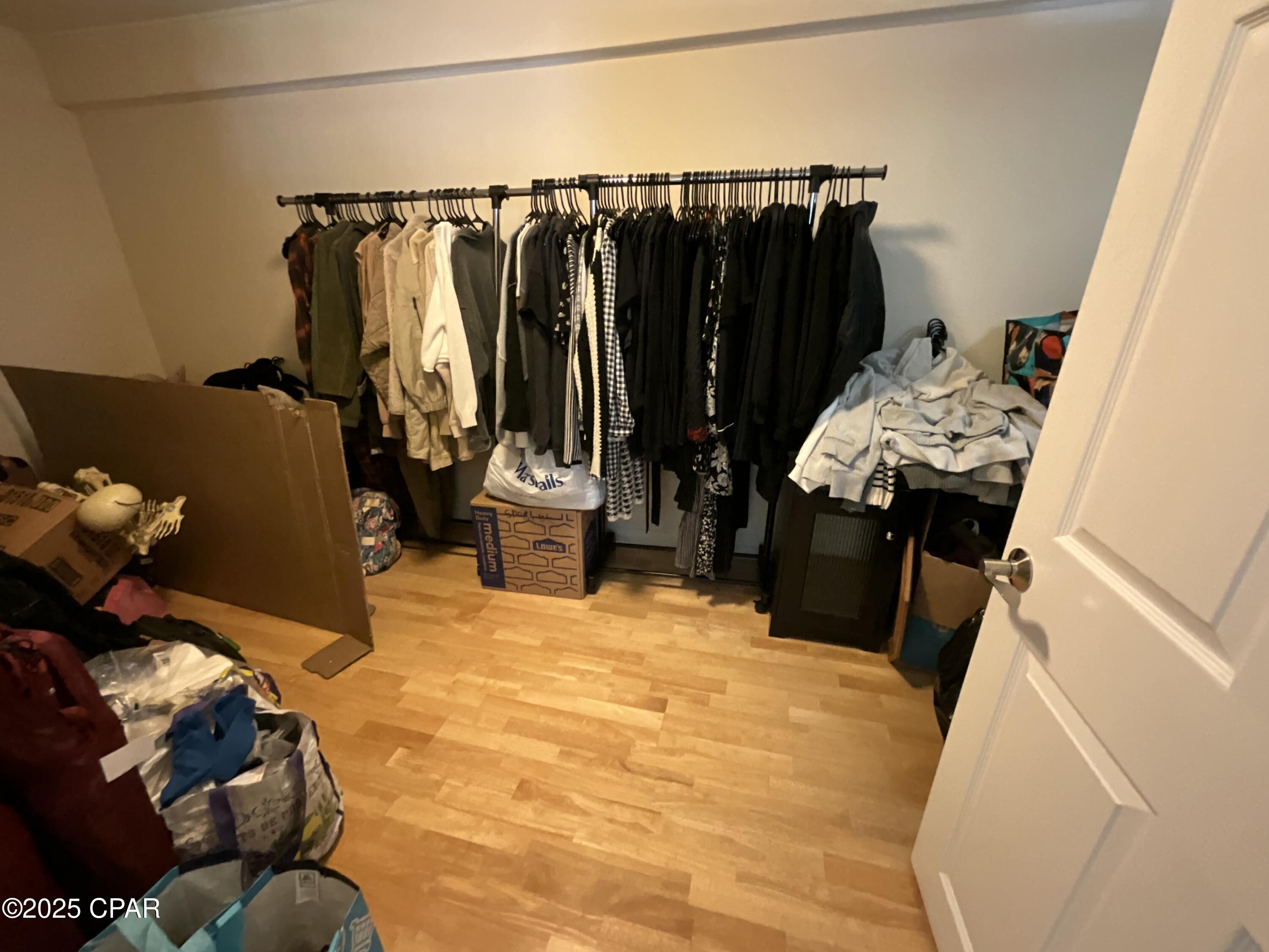 Image 22 For 4388 Clinton Street