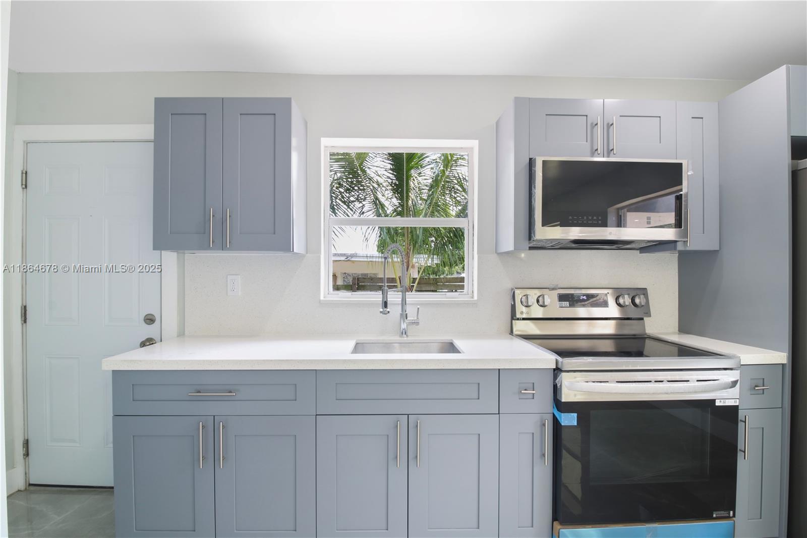 Property photo # 6