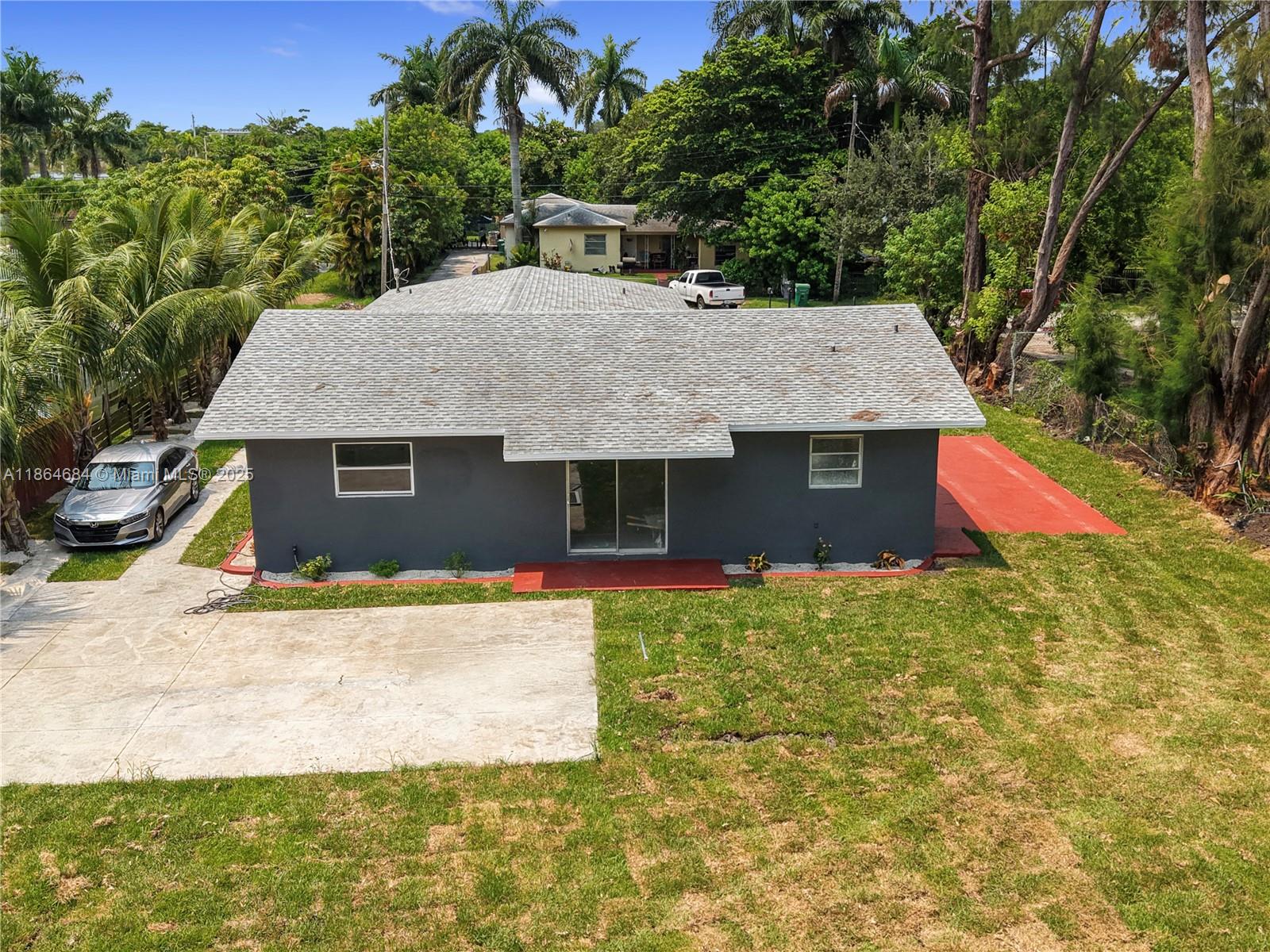 Property photo # 4