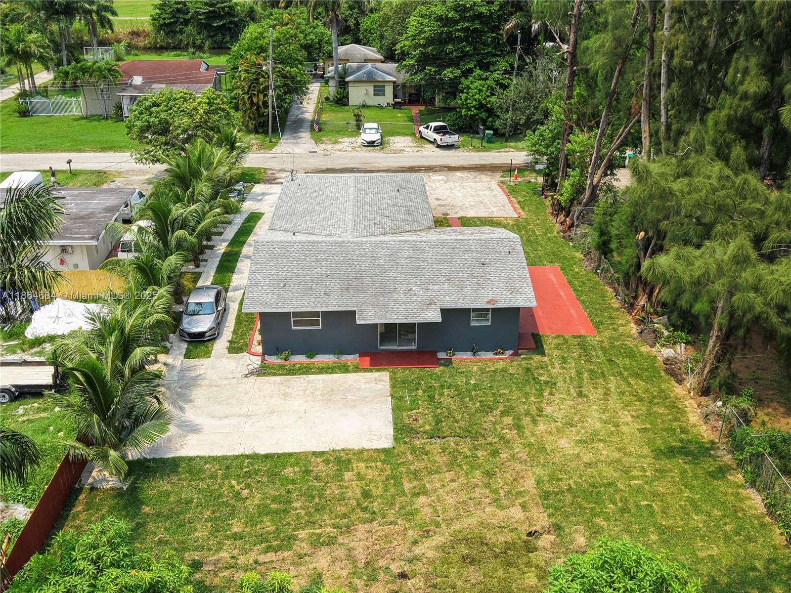 Property photo # 6