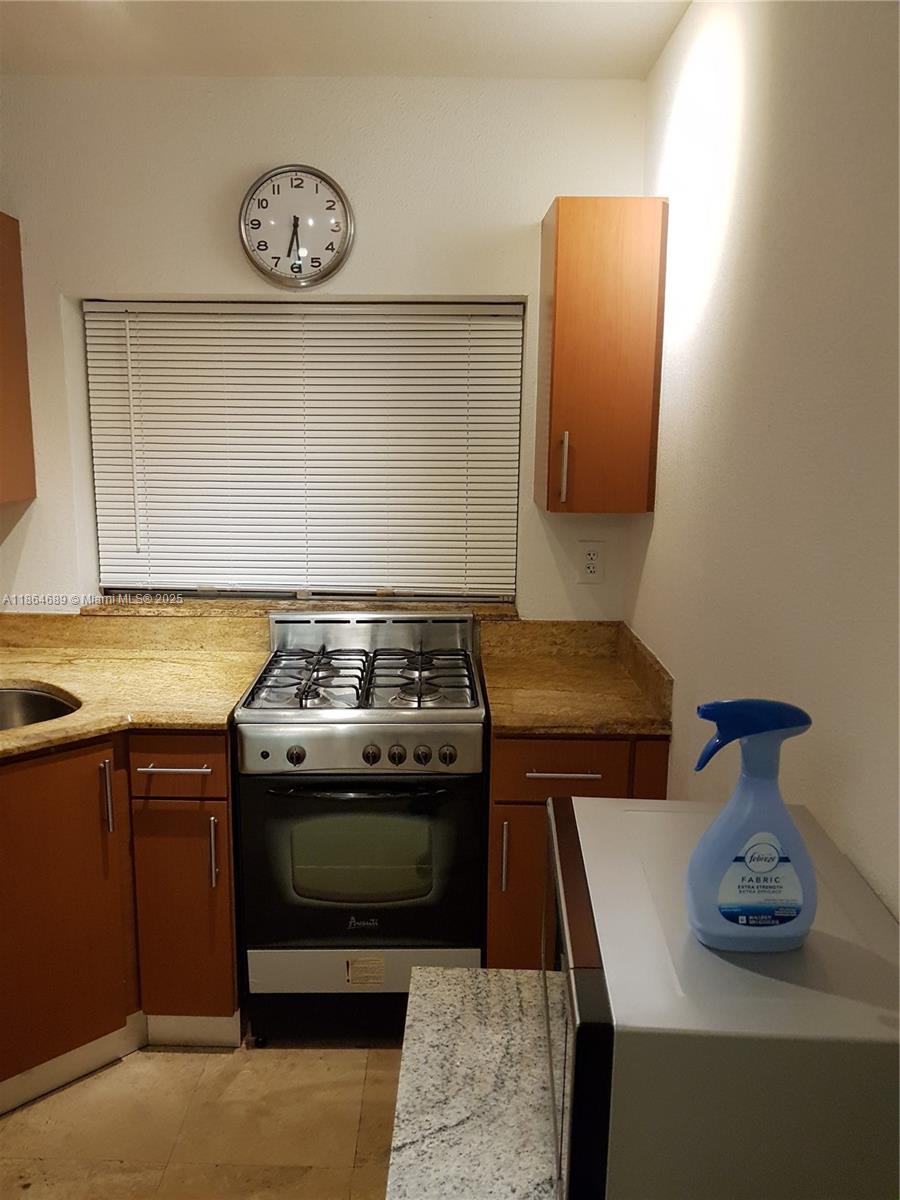 Property photo # 6