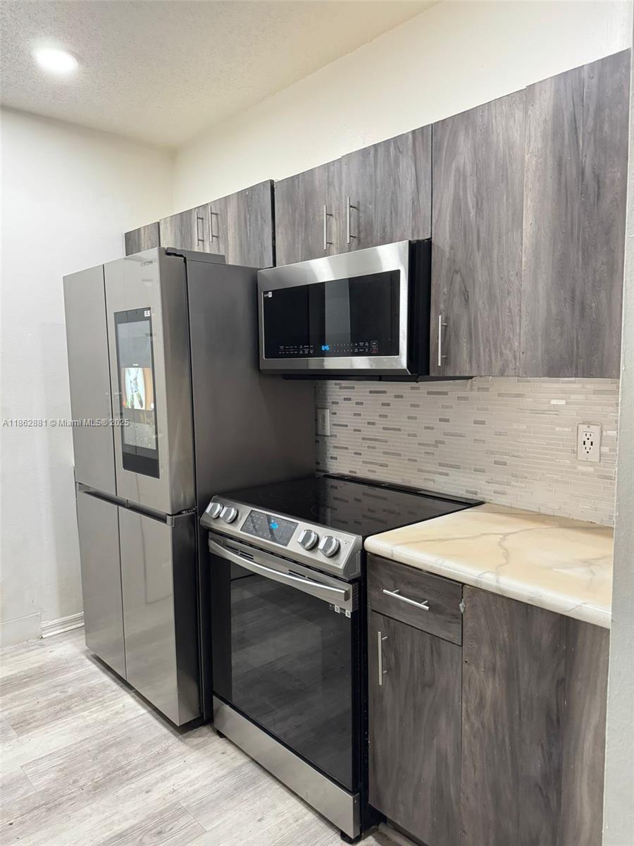 Property photo # 8