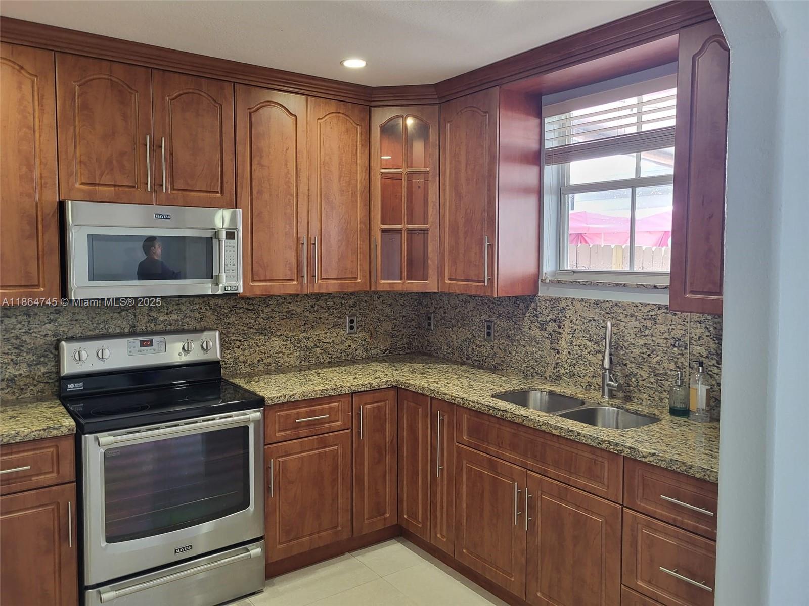 Property photo # 4