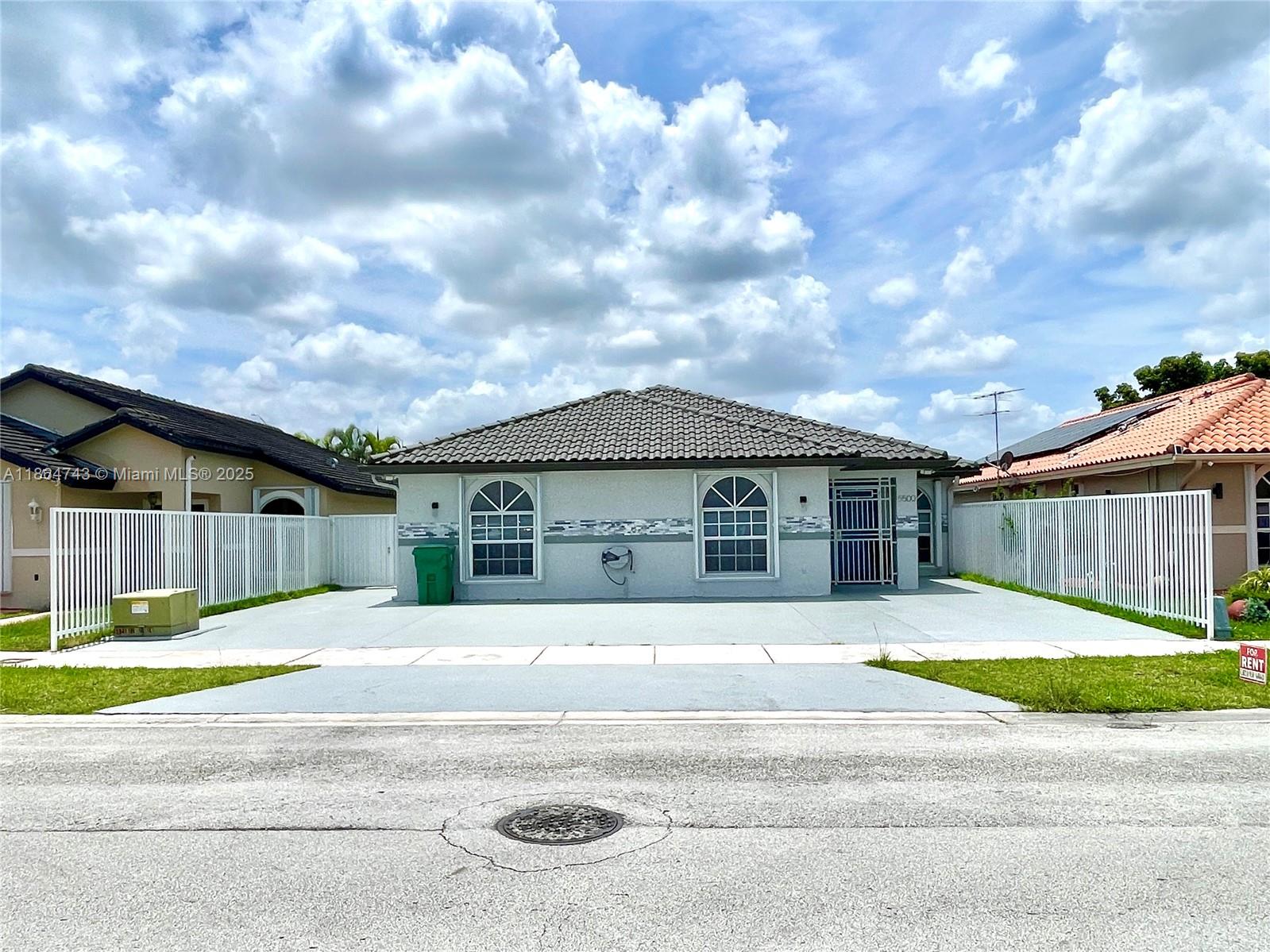 Property photo # 0