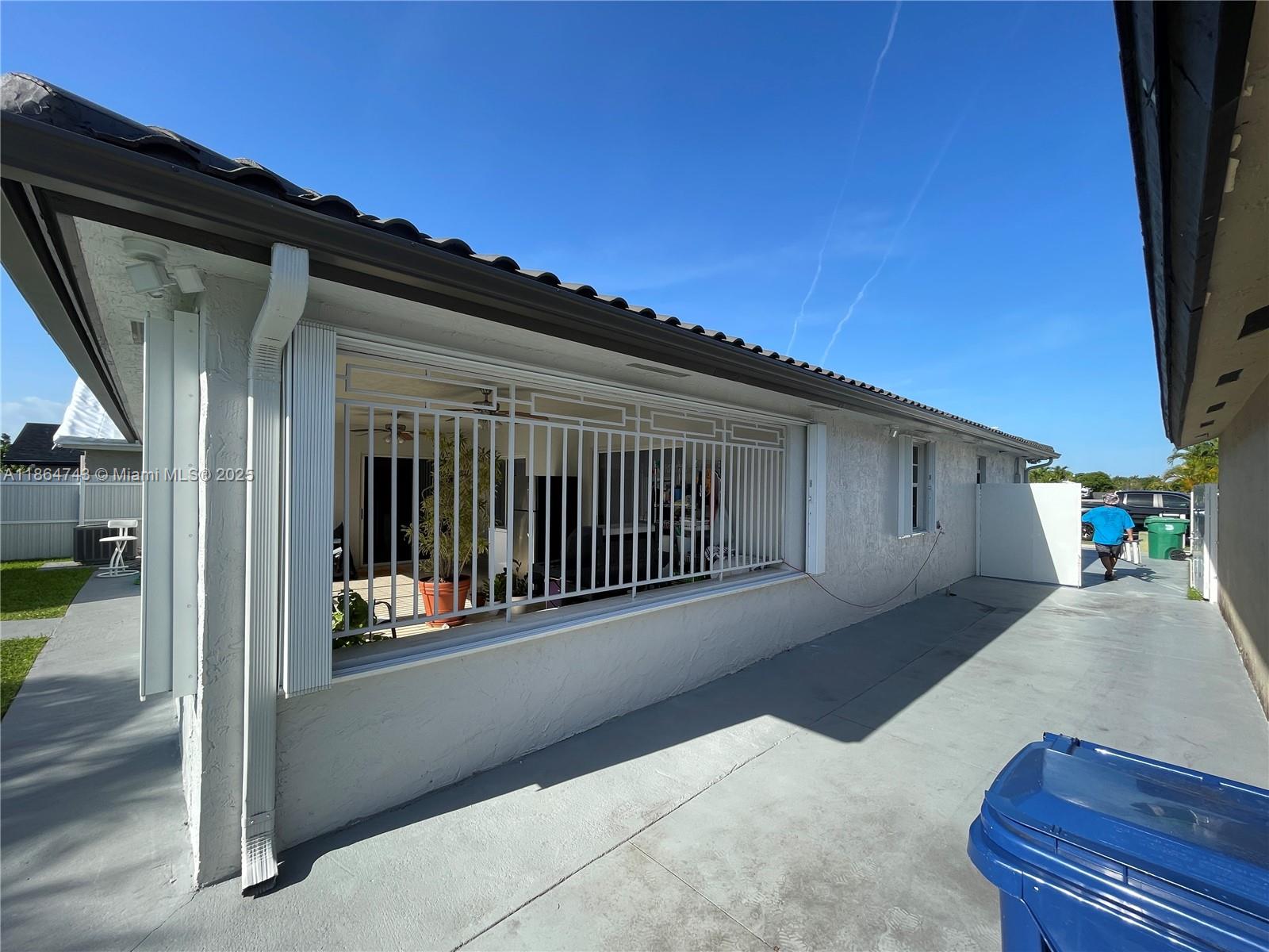 Property photo # 9