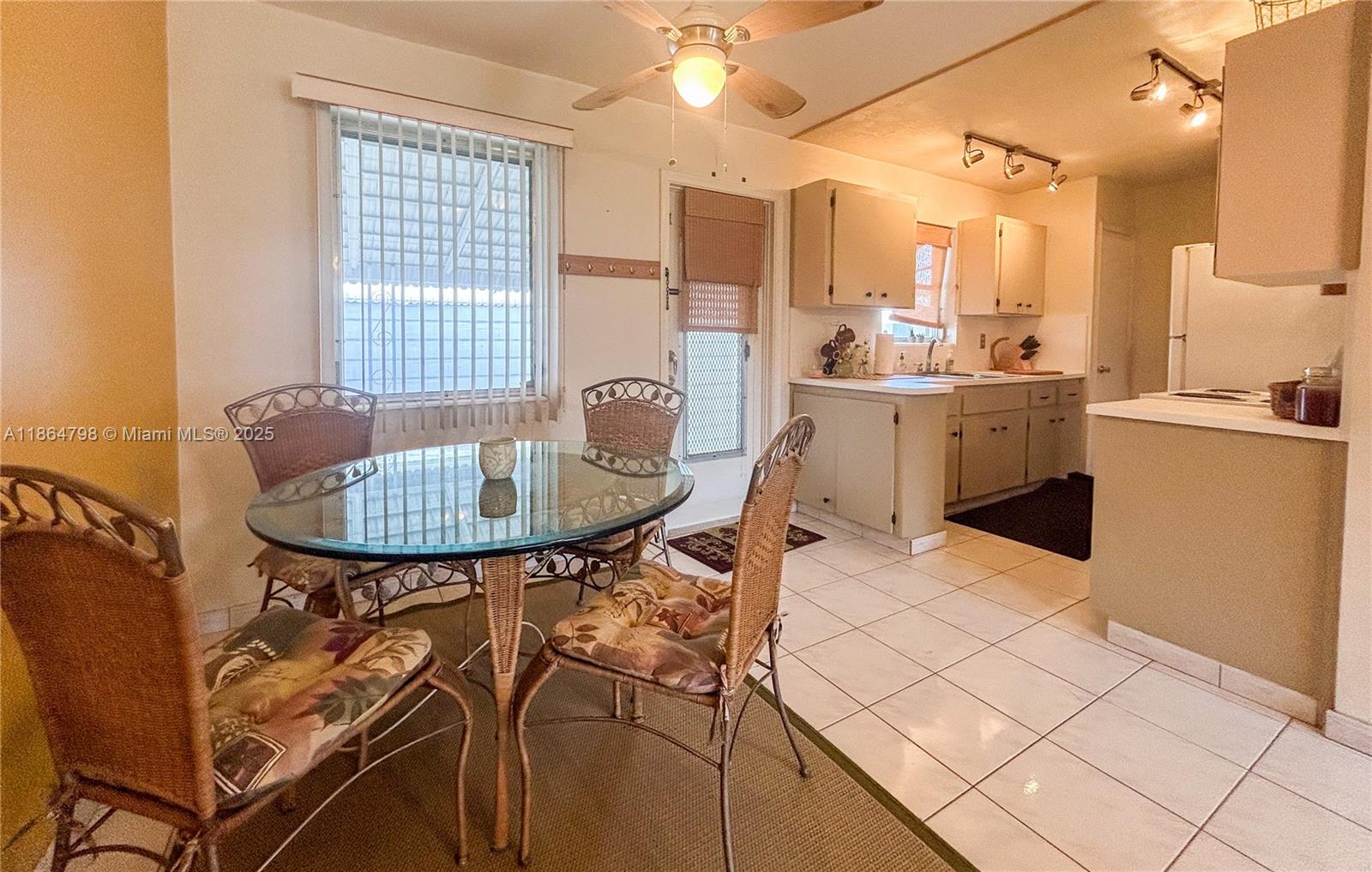 Property photo # 7
