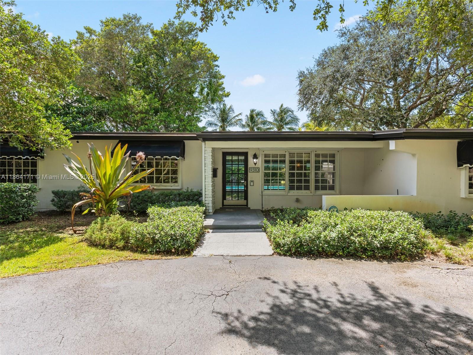 Welcome to this charming 3-bedroom, 2-bath pool home in the heart of Pinecrest. Situated on an oversized 16,958 SF lot, this residence offers 1,560 SF of comfortable living space with a bright and functional layout. The home features spacious bedrooms, a well-appointed kitchen, and inviting living areas filled with natural light. Step outside to your private backyard oasis with a sparkling pool, perfect for entertaining or relaxing year-round. Located on a quiet street within Pinecrest’s top-rated school district, this property combines comfort, convenience, and lifestyle. 
AVAILABLE FOR A 6-MONTH LEASE TERM!