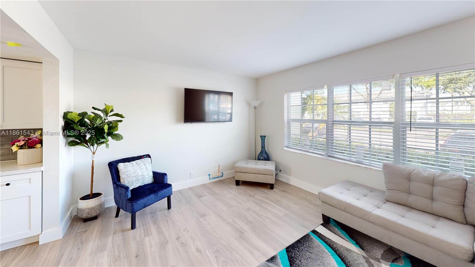 Property photo # 0