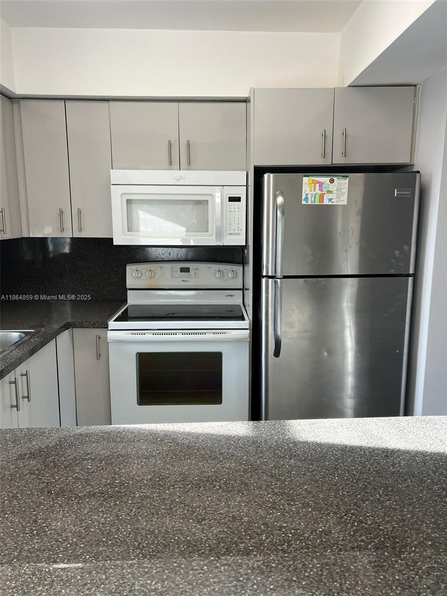 Property photo # 0