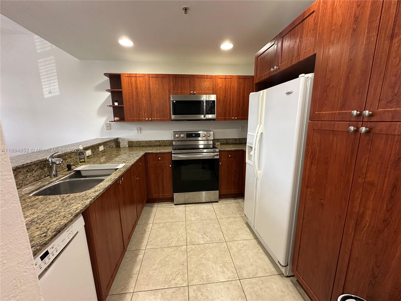 Property photo # 9