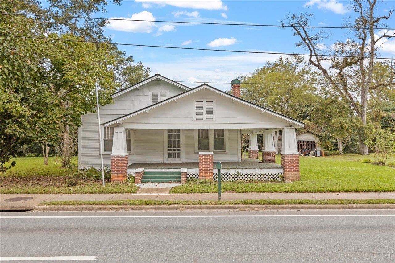 Photo of 110 S Main Street, Havana, FL 32333