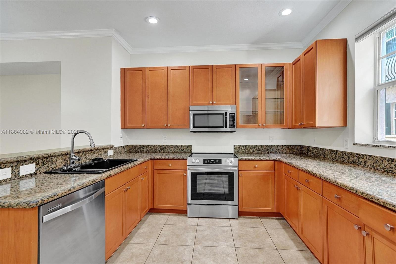 Property photo # 0