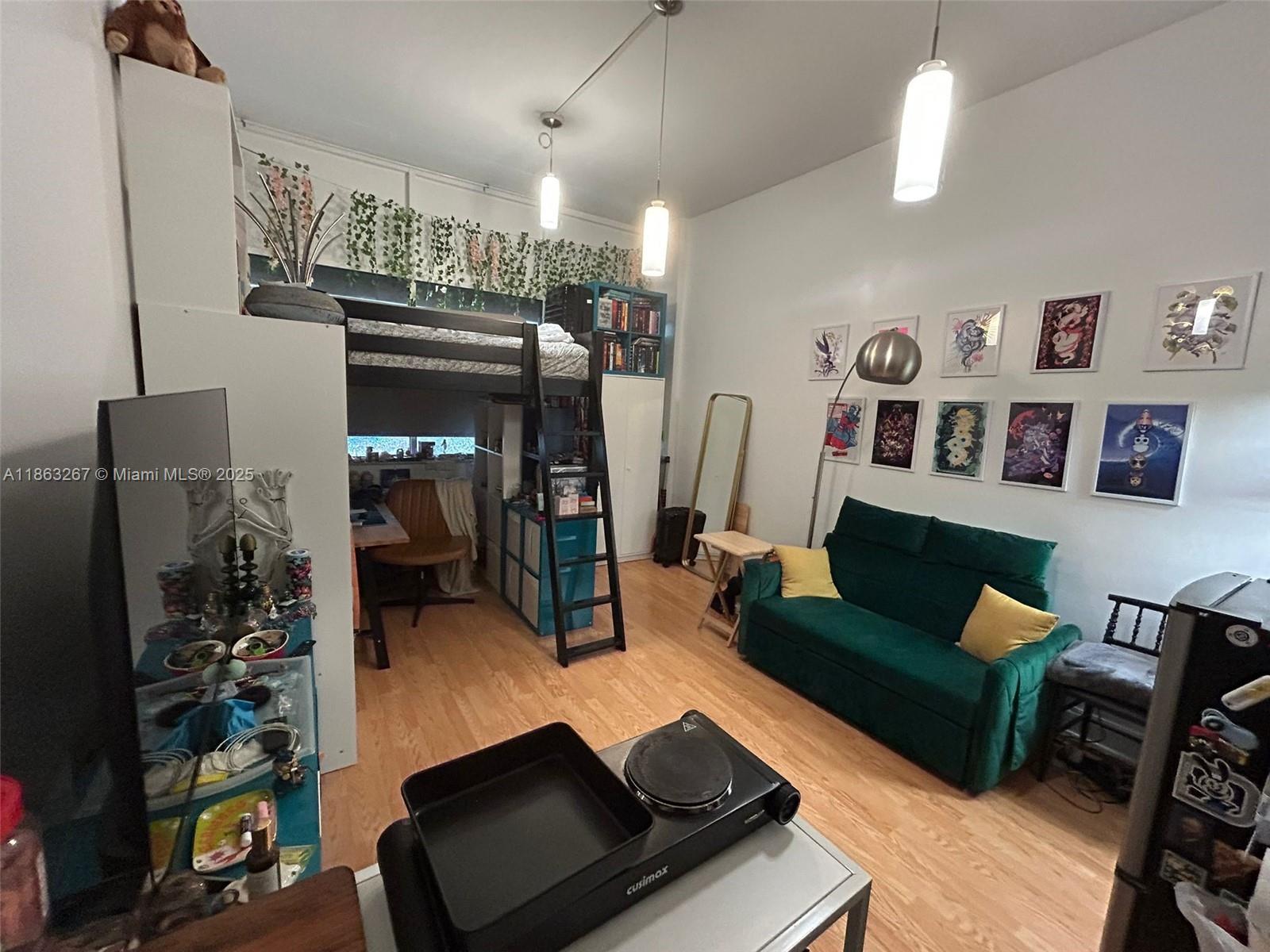 Property photo # 3