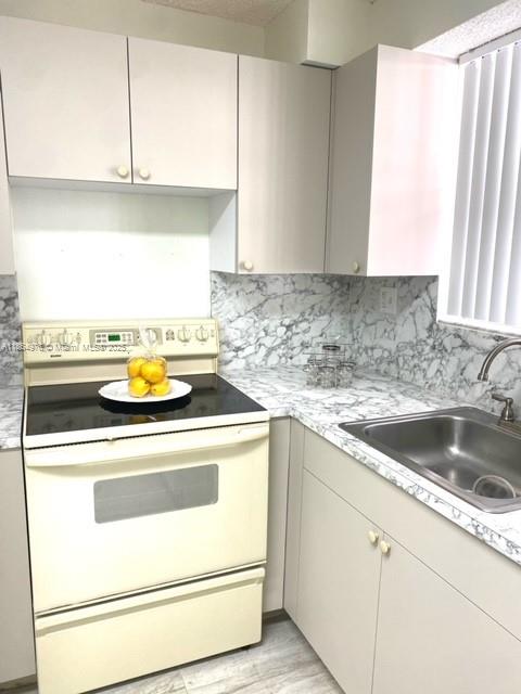 Property photo # 8