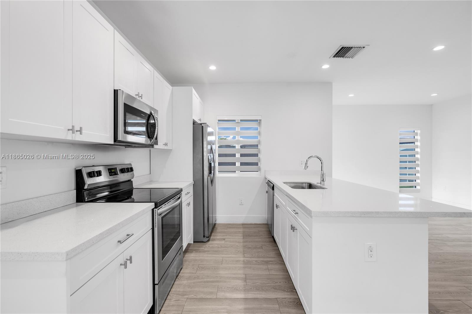 Property photo # 4