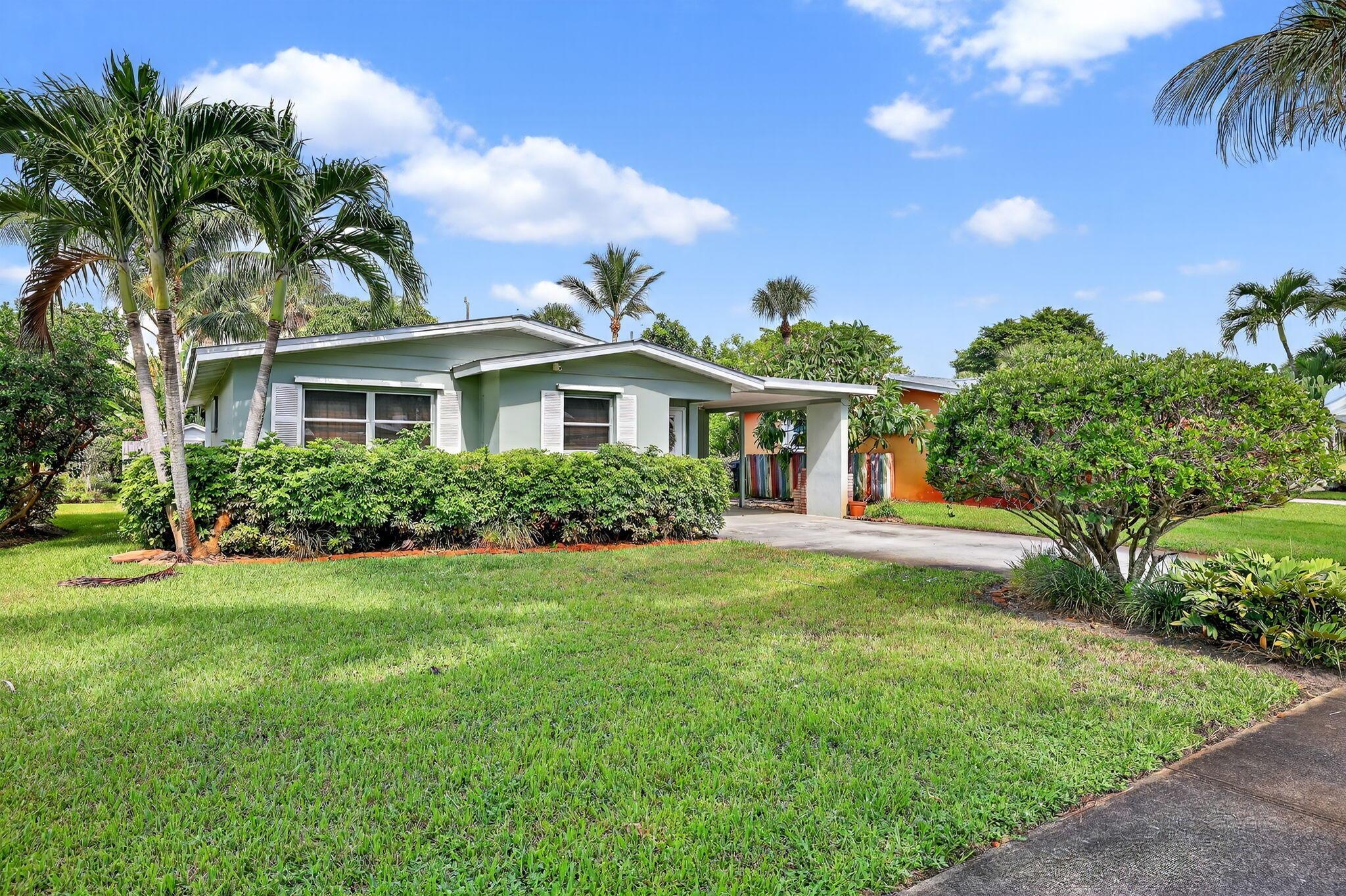 262 SE Monterey Avenue Stuart FL