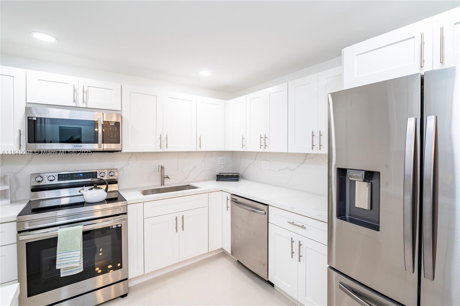 Property photo # 8
