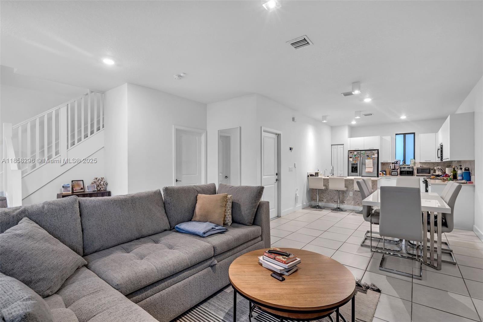 Property photo # 2