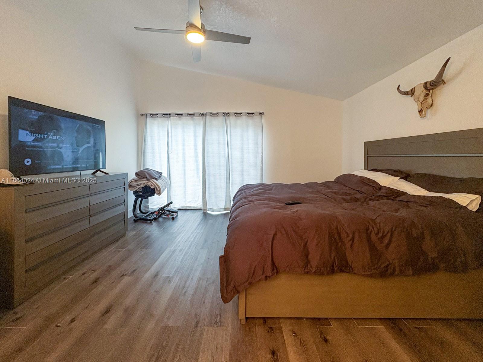 Property photo # 4