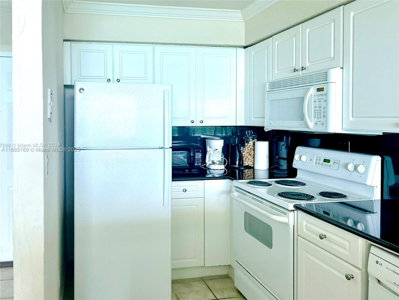 Property photo # 4