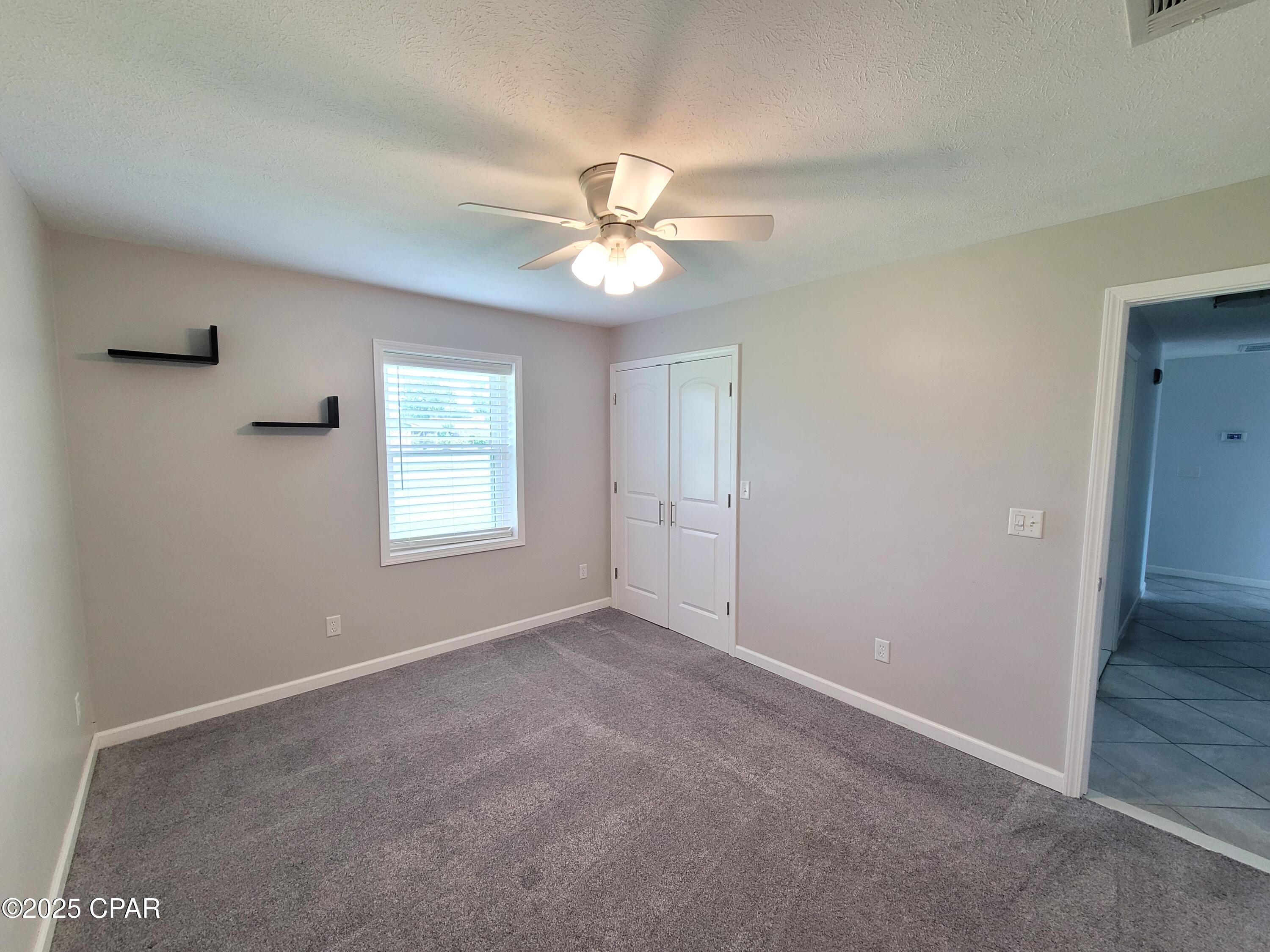 Image 25 For 325 Alexander Drive