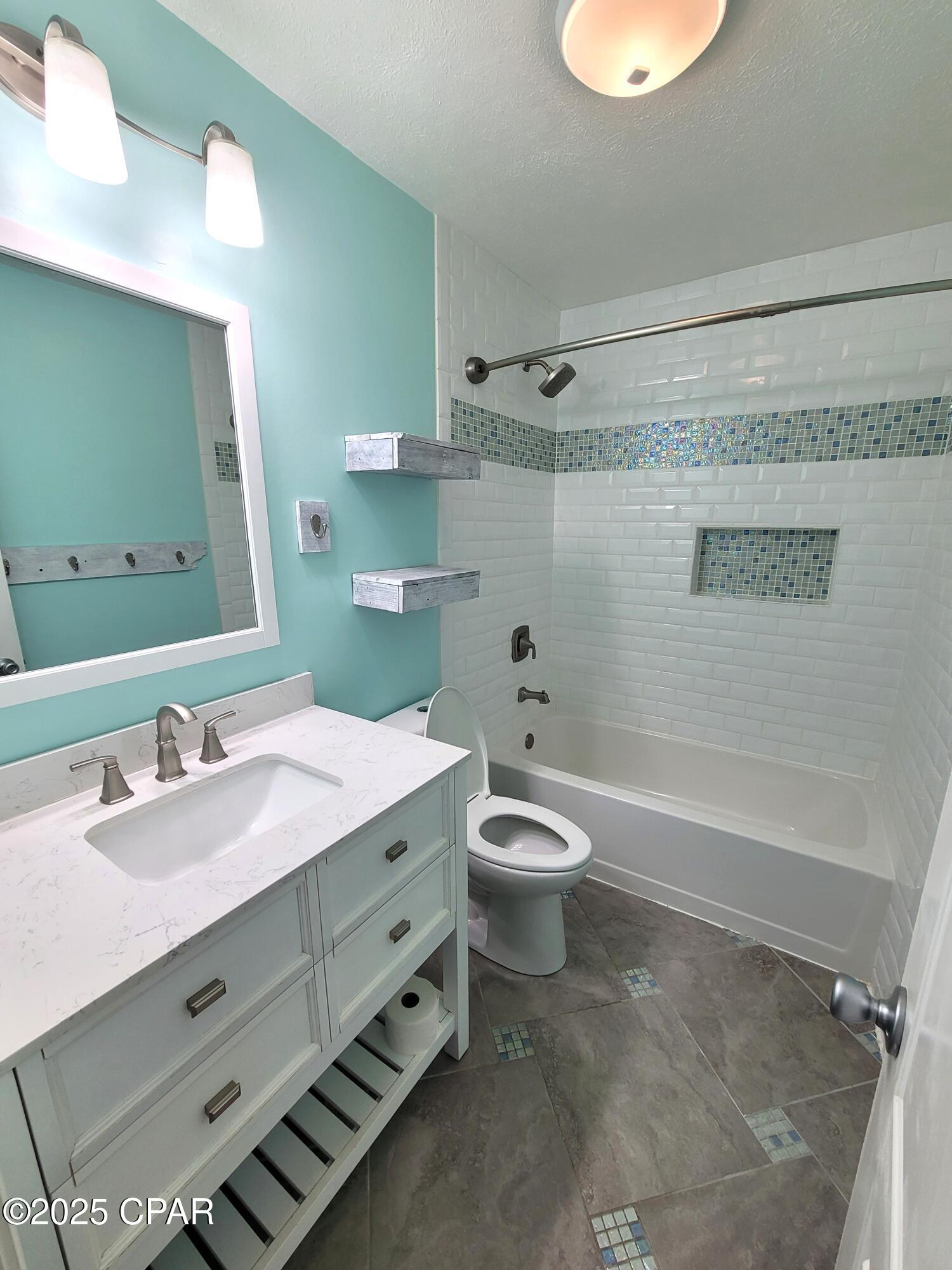 Image 27 For 325 Alexander Drive