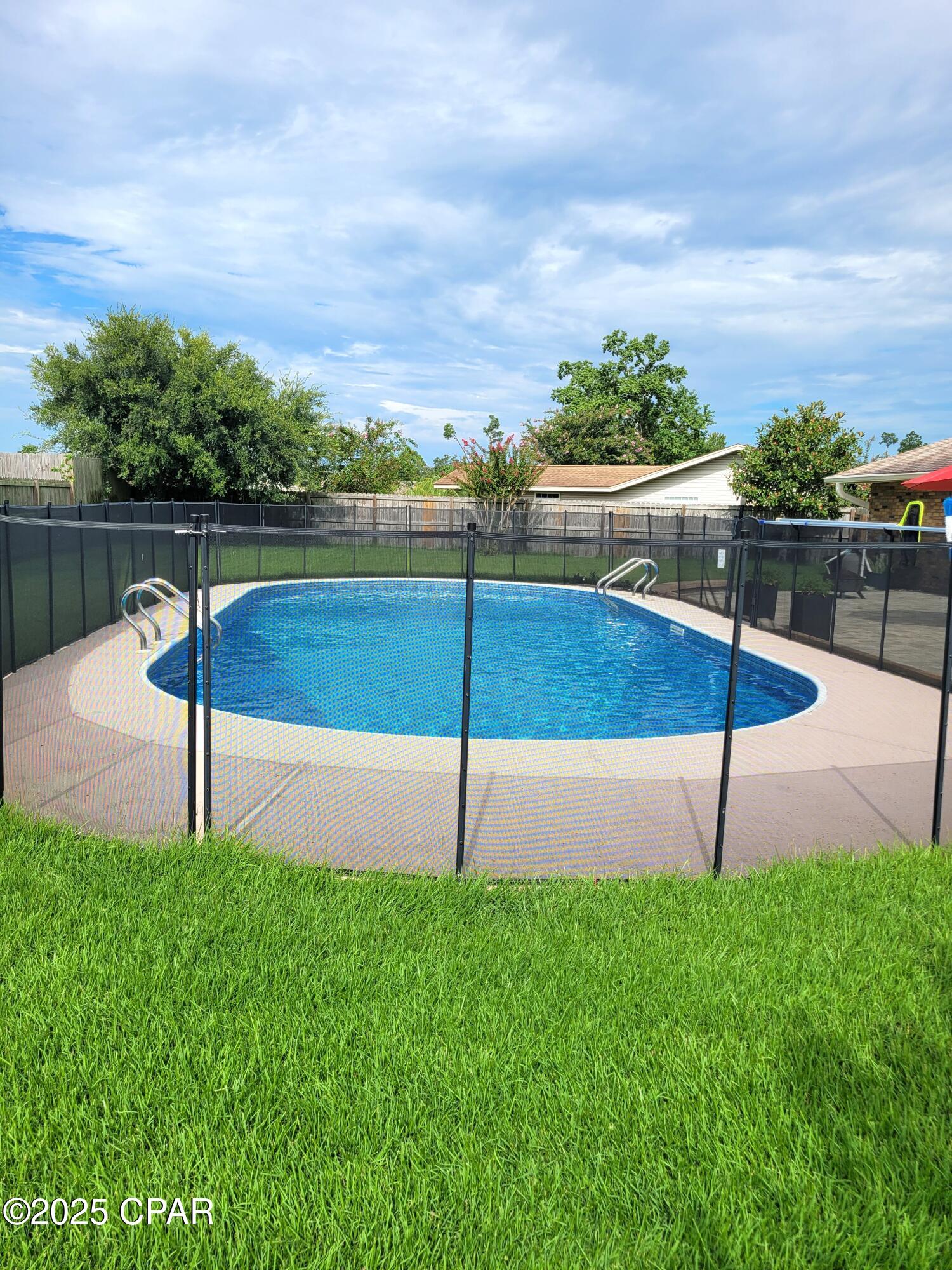 Image 42 For 325 Alexander Drive