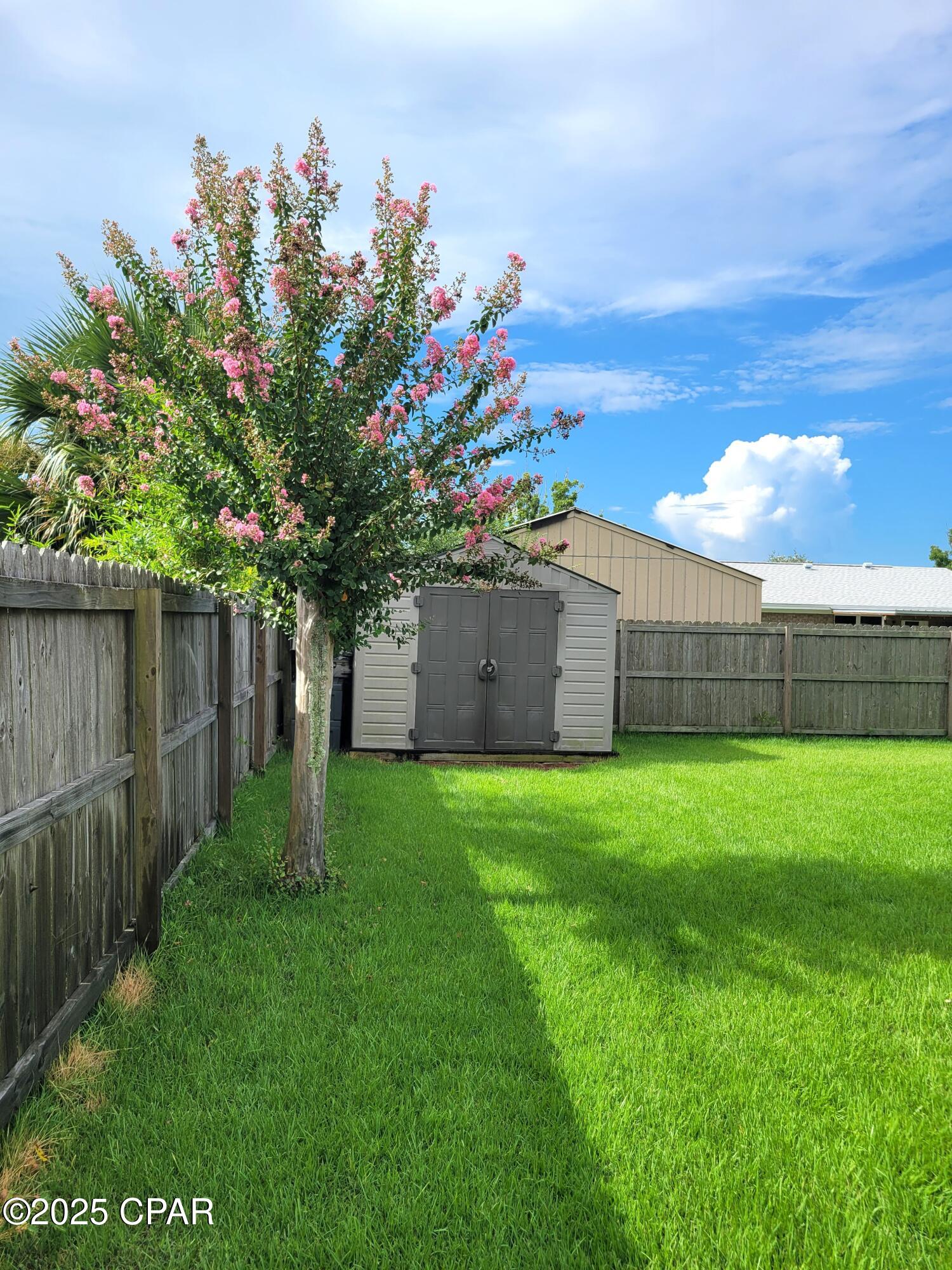 Image 44 For 325 Alexander Drive