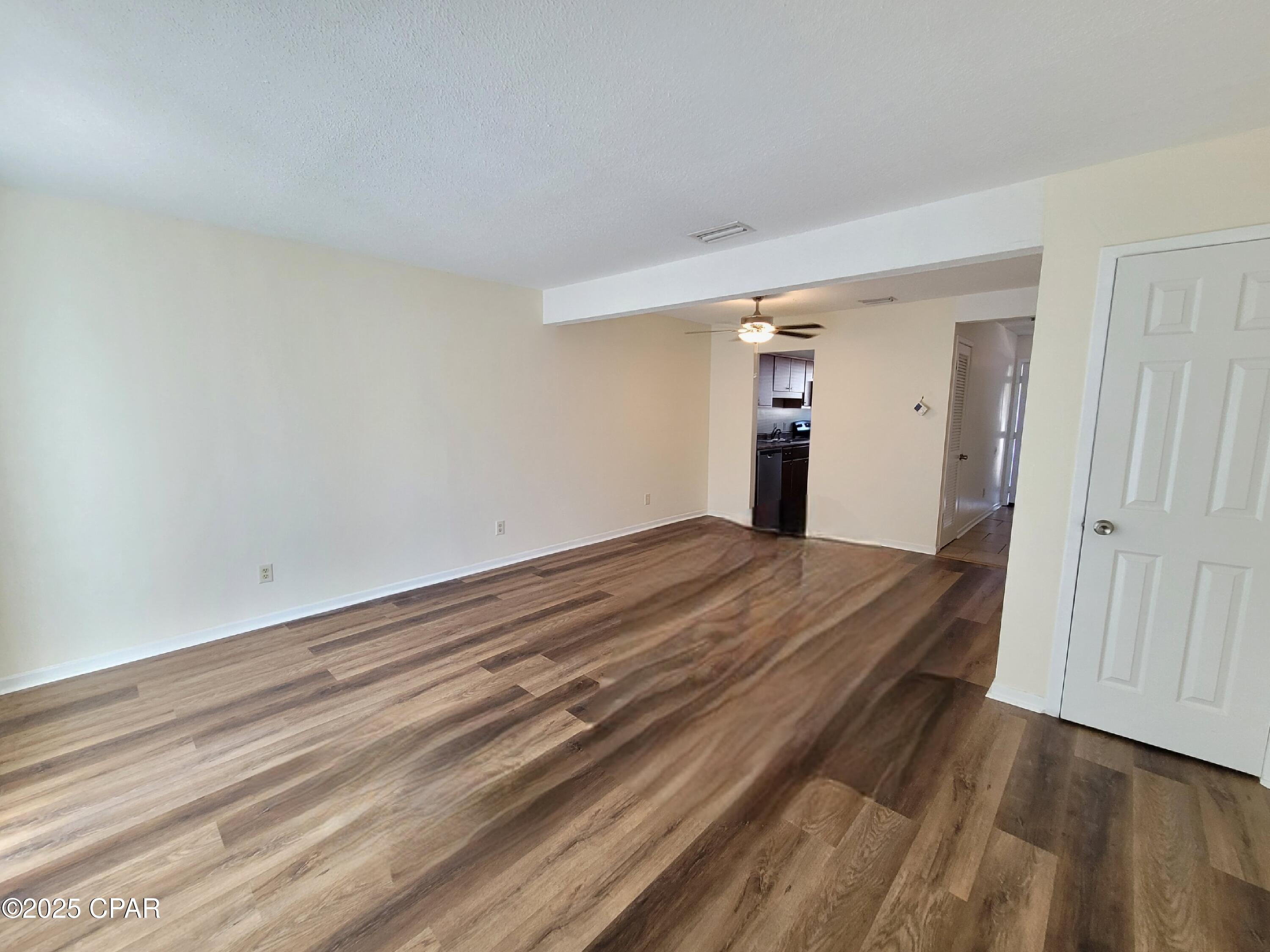 Image 2 For 1204 Drake Avenue B